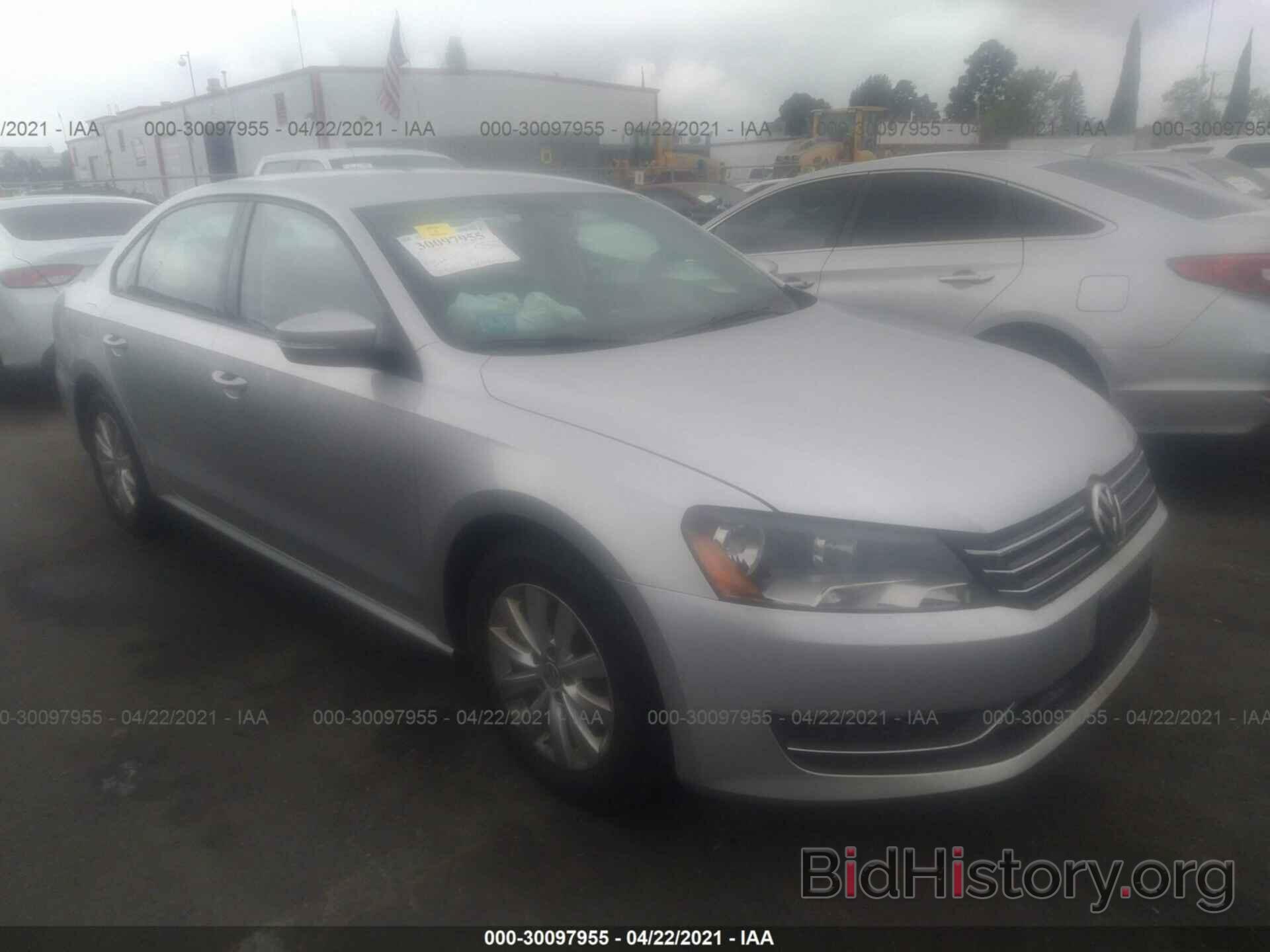 Photo 1VWAP7A33DC126582 - VOLKSWAGEN PASSAT 2013