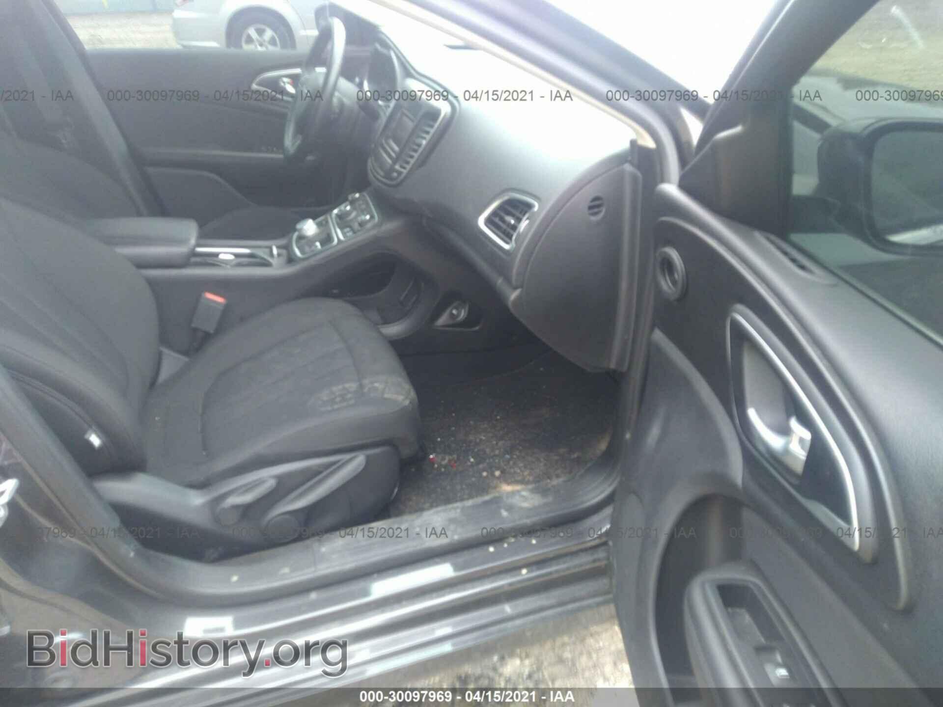 2017 CHRYSLER 200 - VIN: 1C3CCCFB8HN509271 - Photo 5