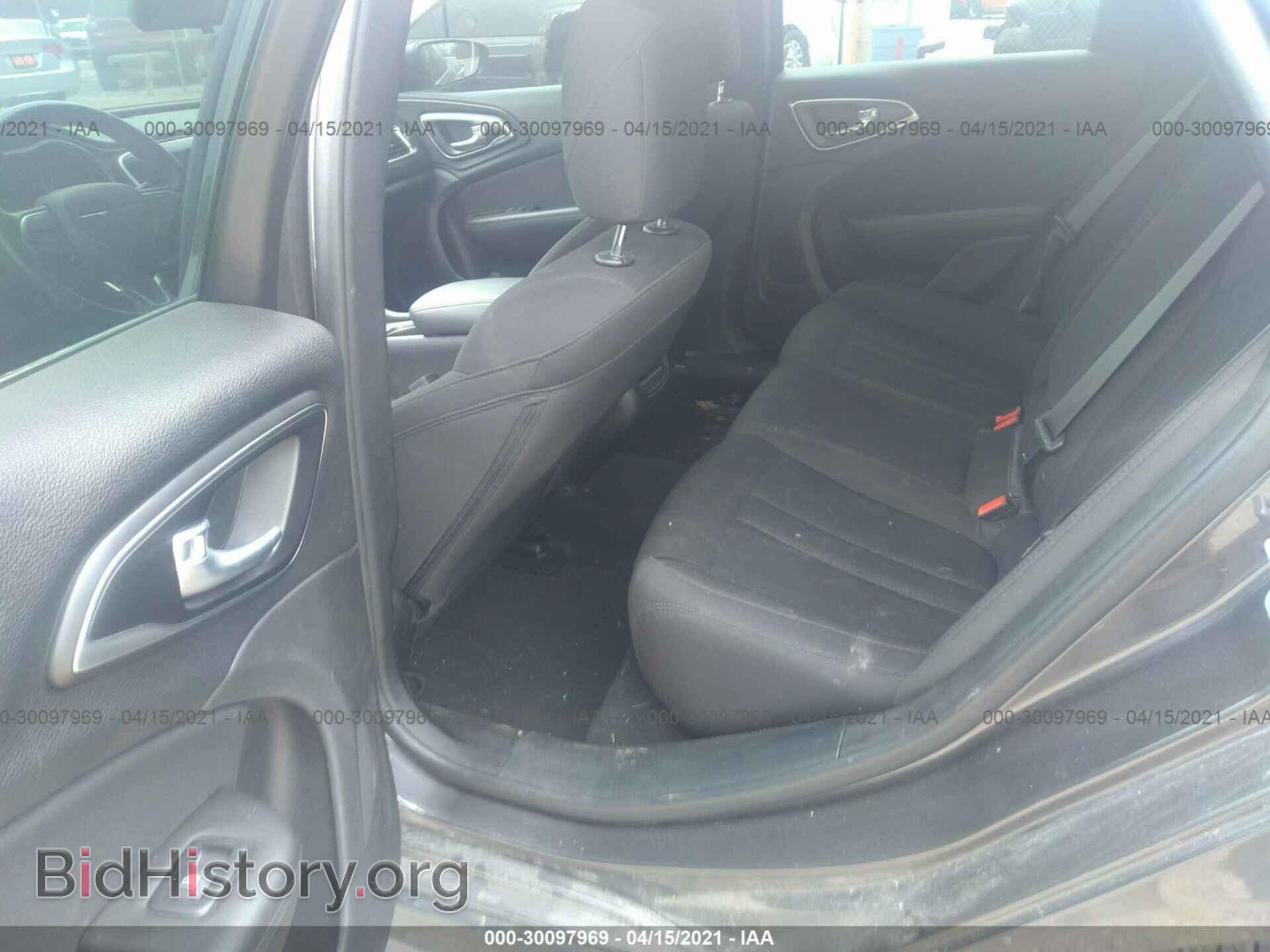 2017 CHRYSLER 200 - VIN: 1C3CCCFB8HN509271 - Photo 8