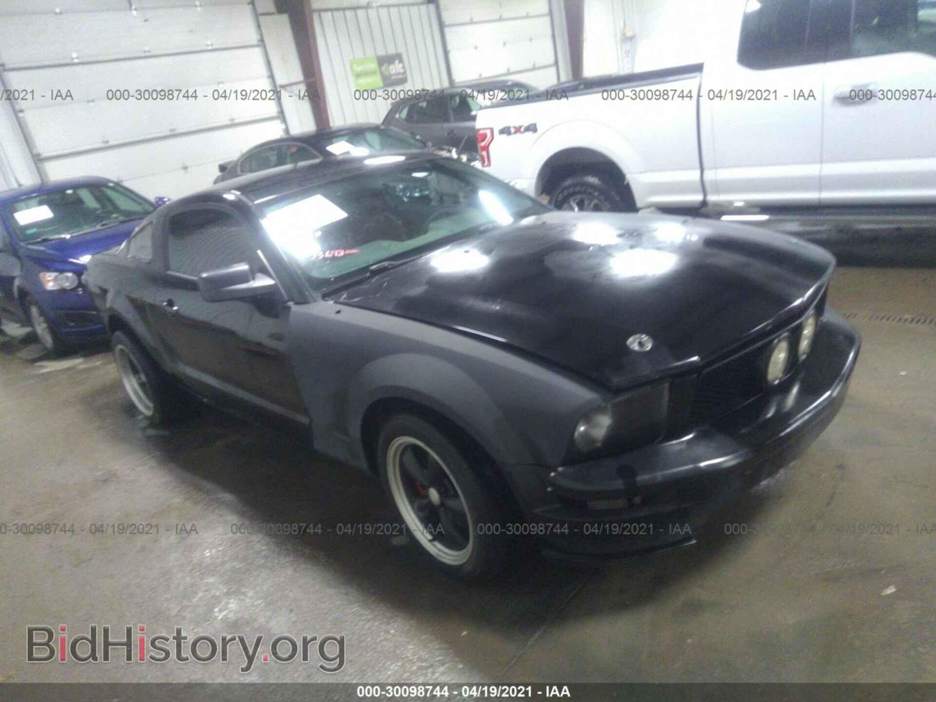 Photo 1ZVFT80N775334323 - FORD MUSTANG 2007