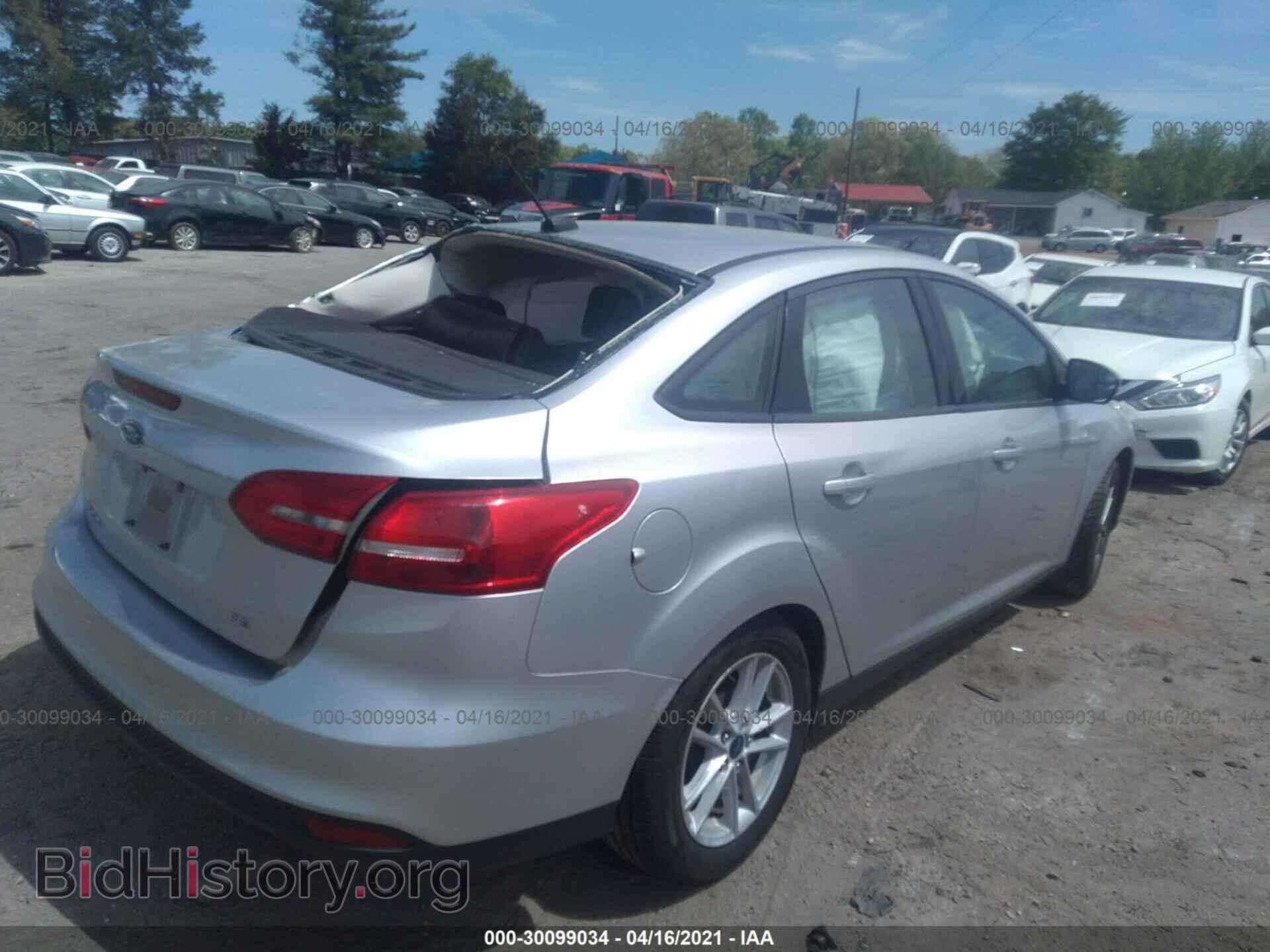 2017 FORD FOCUS - VIN: 1FADP3F28HL217609 - Фото 4