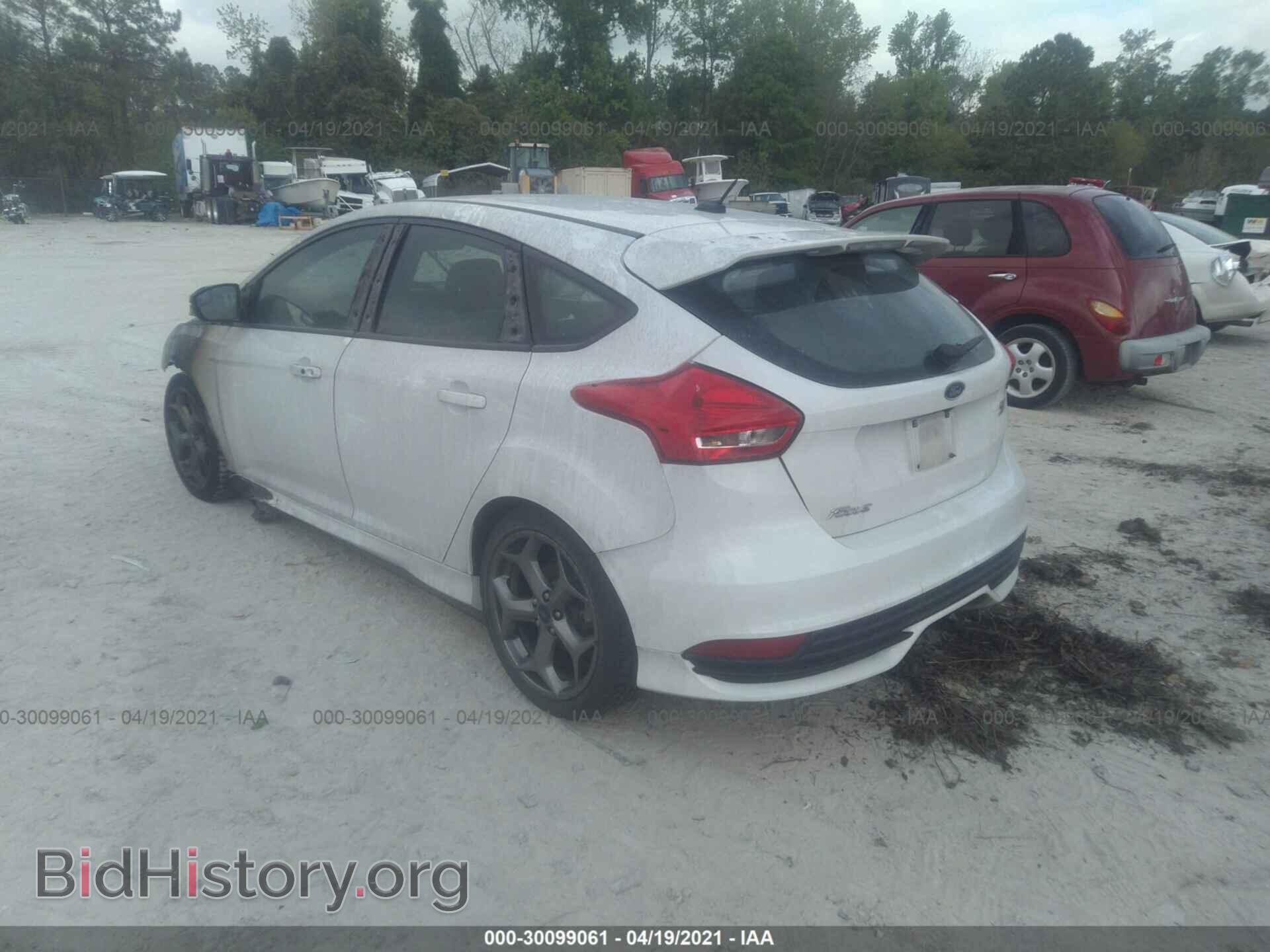 2017 FORD FOCUS - VIN: 1FADP3L90HL340161 - Фото 3