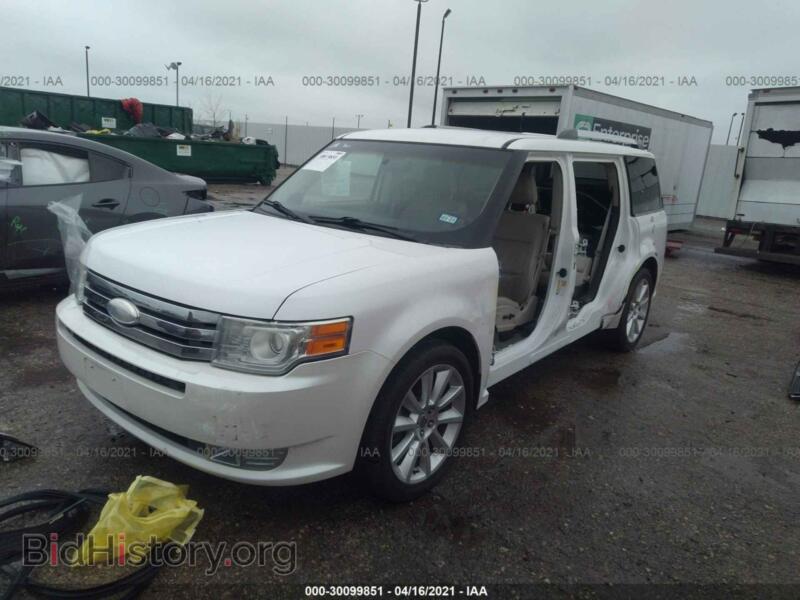 2011 Ford FLEX (VIN 2FMGK5DC5BBD29736) — photo 2 of 12