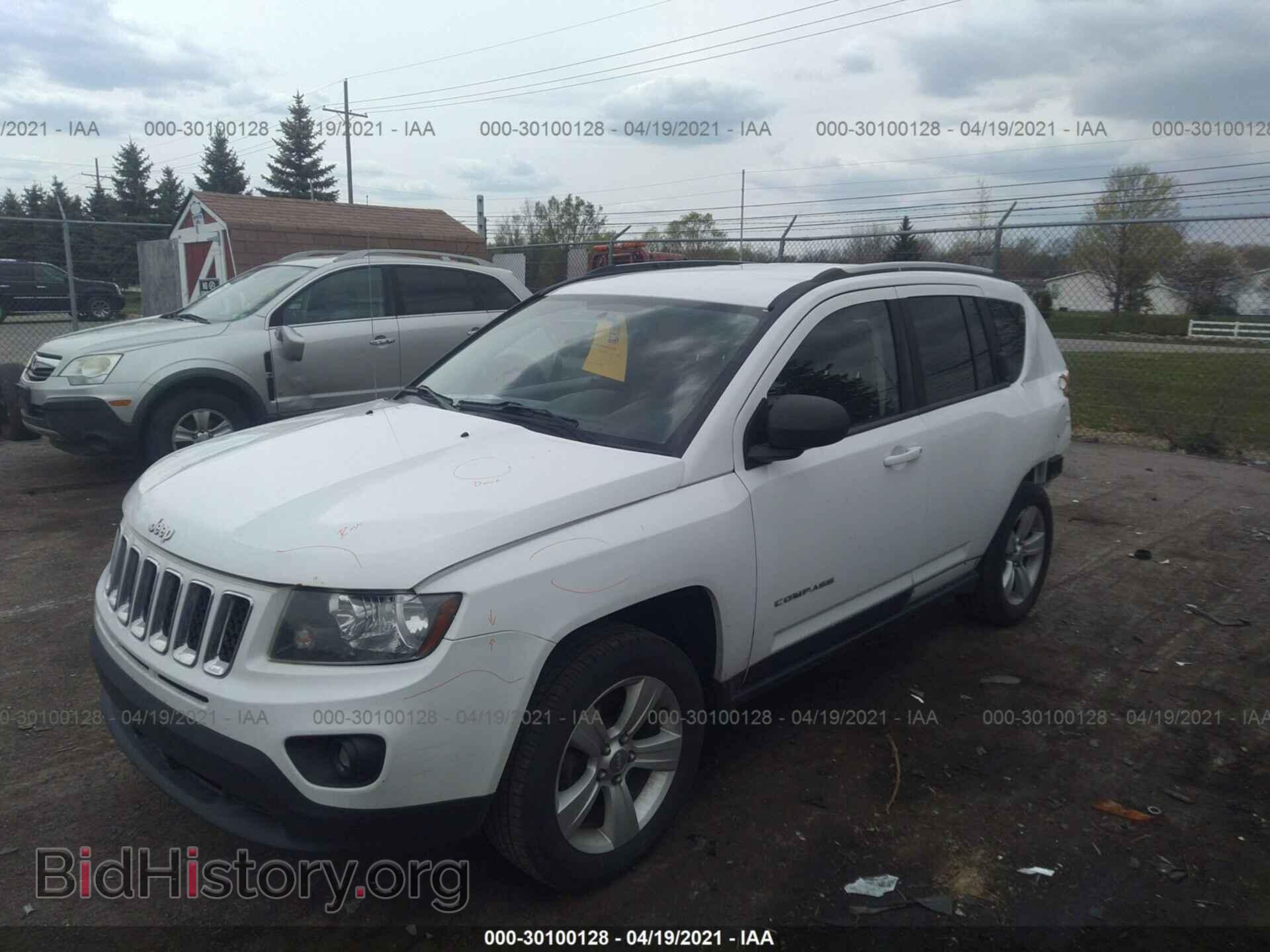 2014 JEEP COMPASS - VIN: 1C4NJDBB8ED567601 - Photo 2