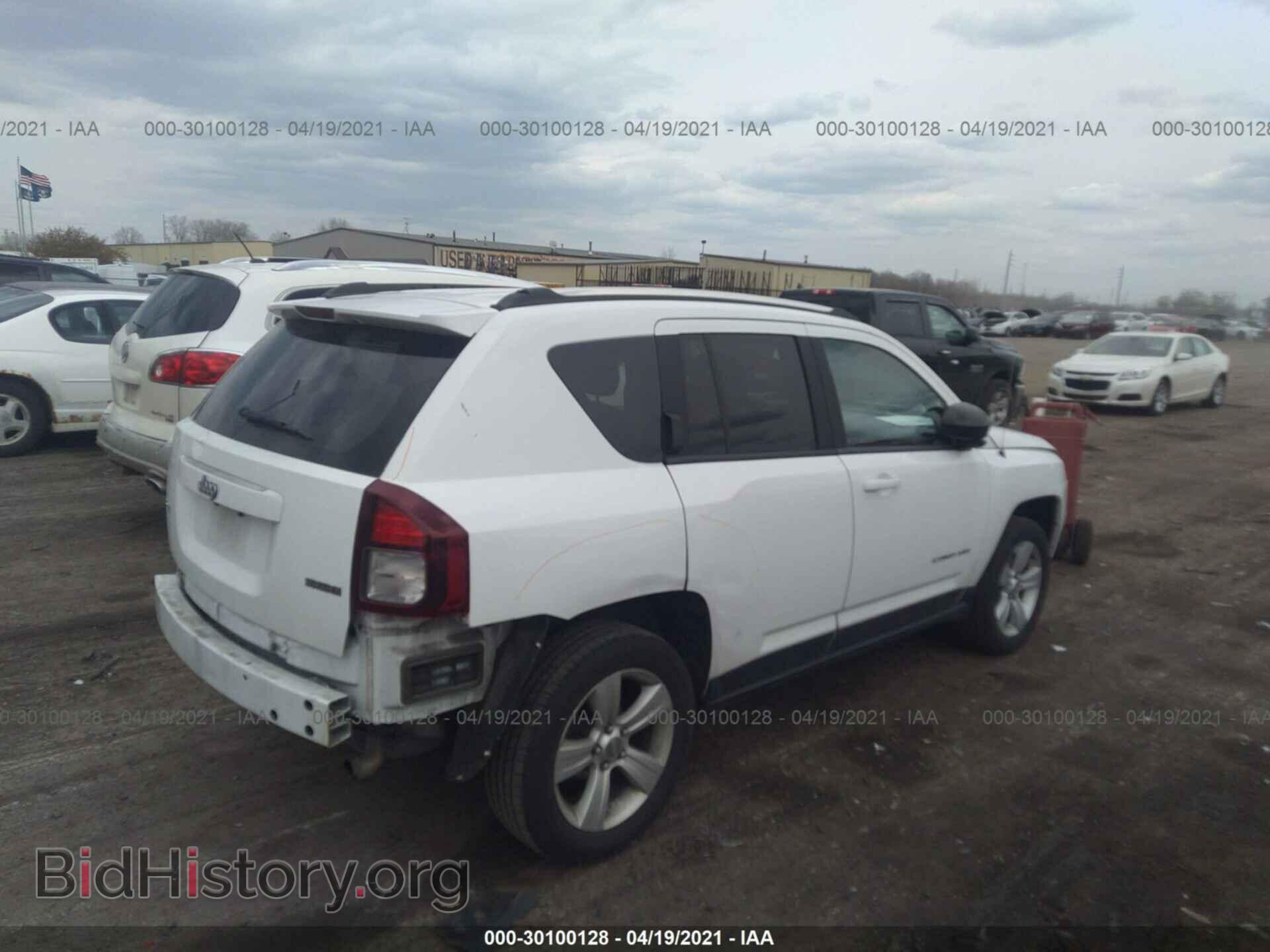 2014 JEEP COMPASS - VIN: 1C4NJDBB8ED567601 - Photo 4