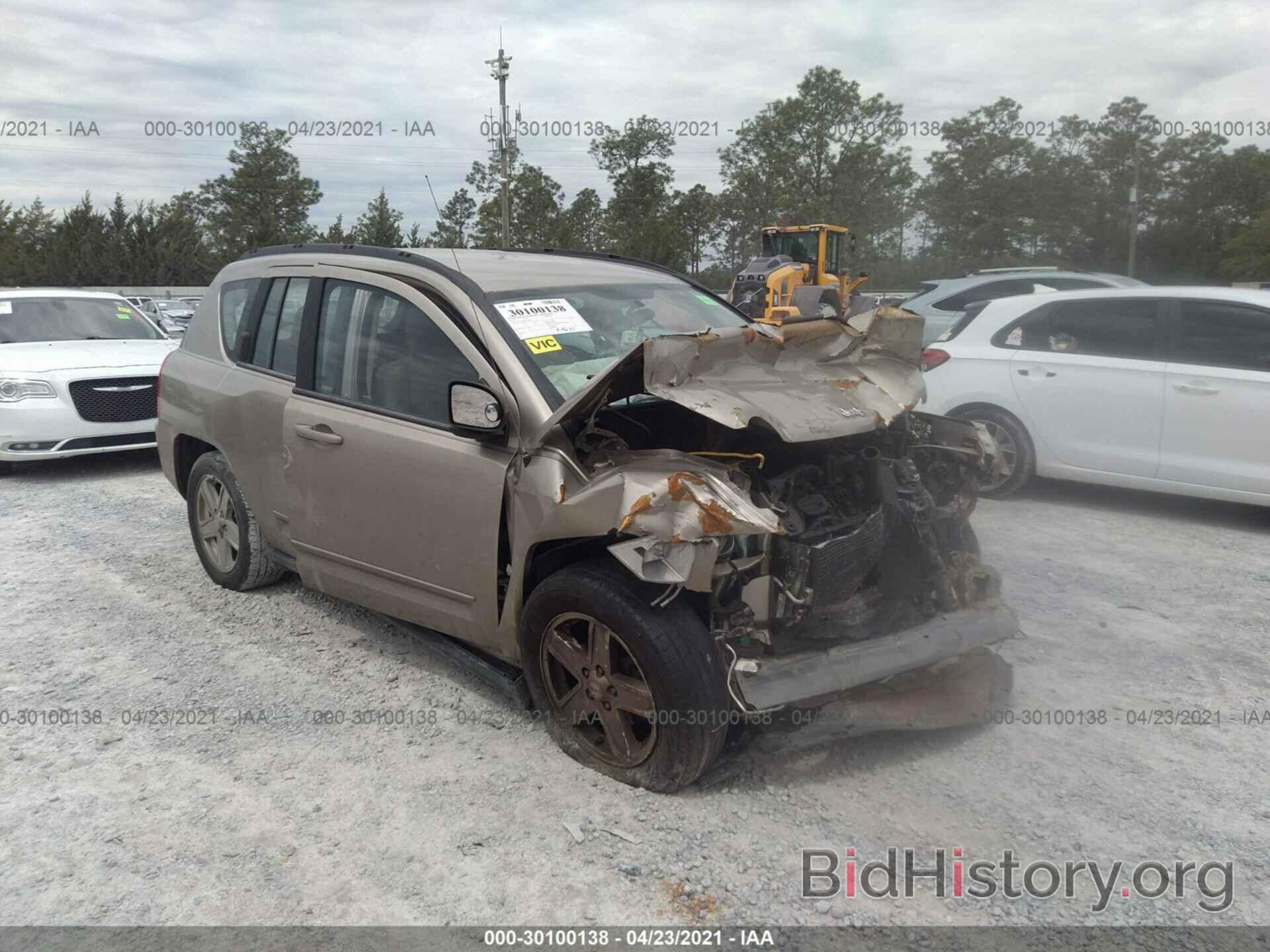 Photo 1J4NT4FB8AD549477 - JEEP COMPASS 2010