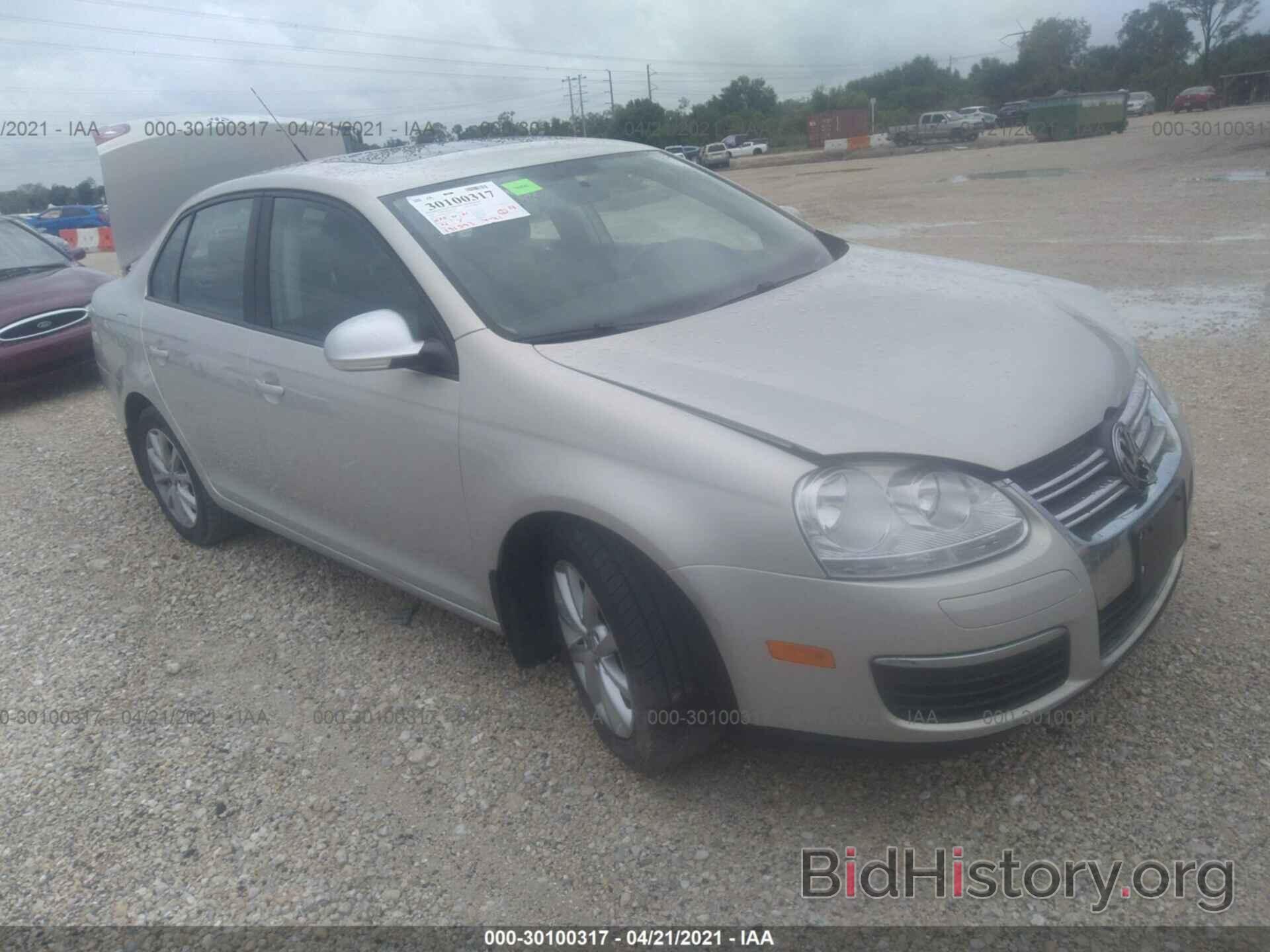 Photo 3VWRX7AJ8AM143163 - VOLKSWAGEN JETTA SEDAN 2010