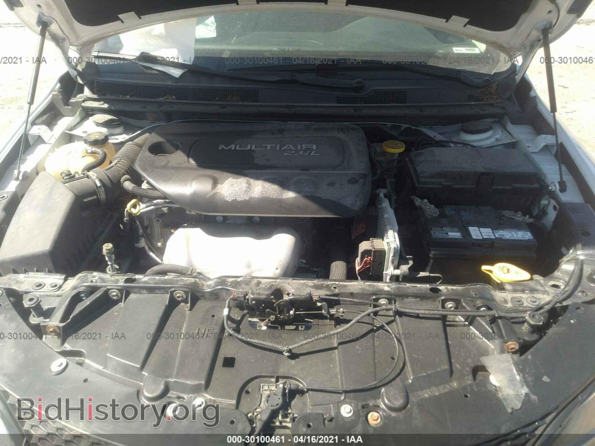 2015 CHRYSLER 200 - VIN: 1C3CCCABXFN719455 - Фото 10
