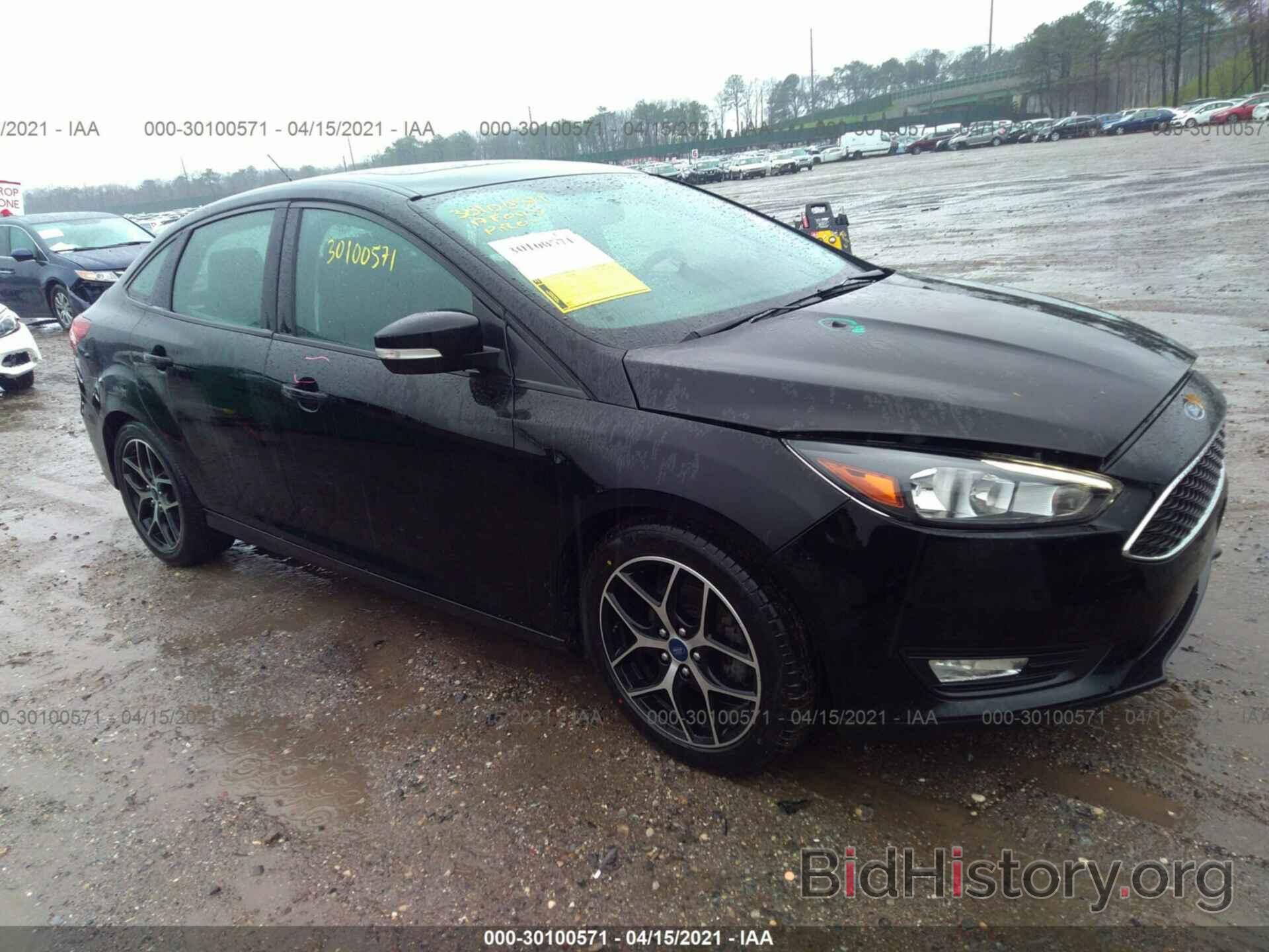 Photo 1FADP3H26HL305930 - FORD FOCUS 2017
