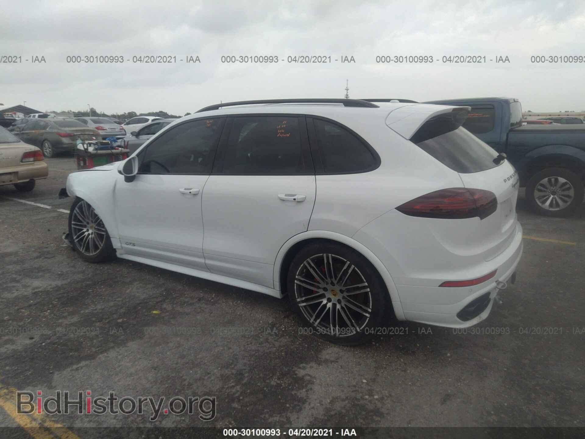2016 PORSCHE CAYENNE - VIN: WP1AD2A2XGLA77714 - Фото 3