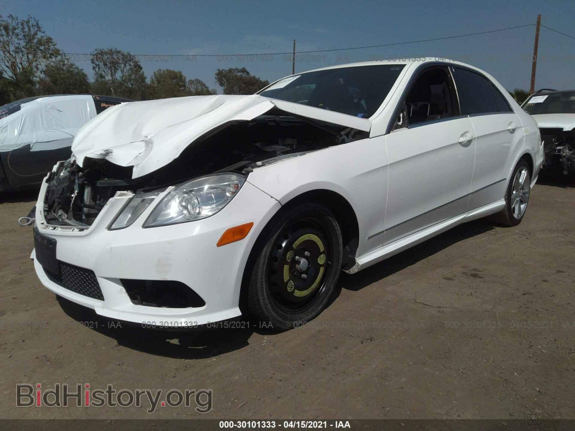 2013 MERCEDES-BENZ E-CLASS - VIN: WDDHF5KB6DA699556 - Фото 2