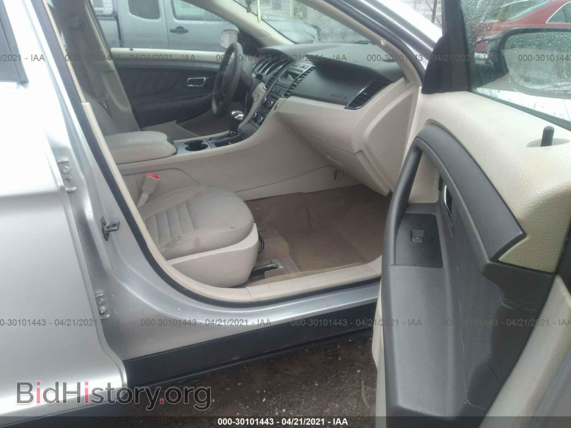 2011 FORD TAURUS - VIN: 1FAHP2DW7BG174432 - Фото 5