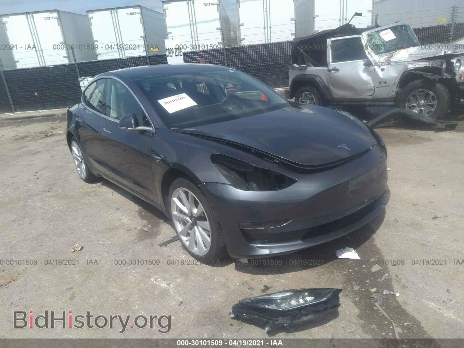 Фотография 5YJ3E1EA2JF012076 - TESLA MODEL 3 2018