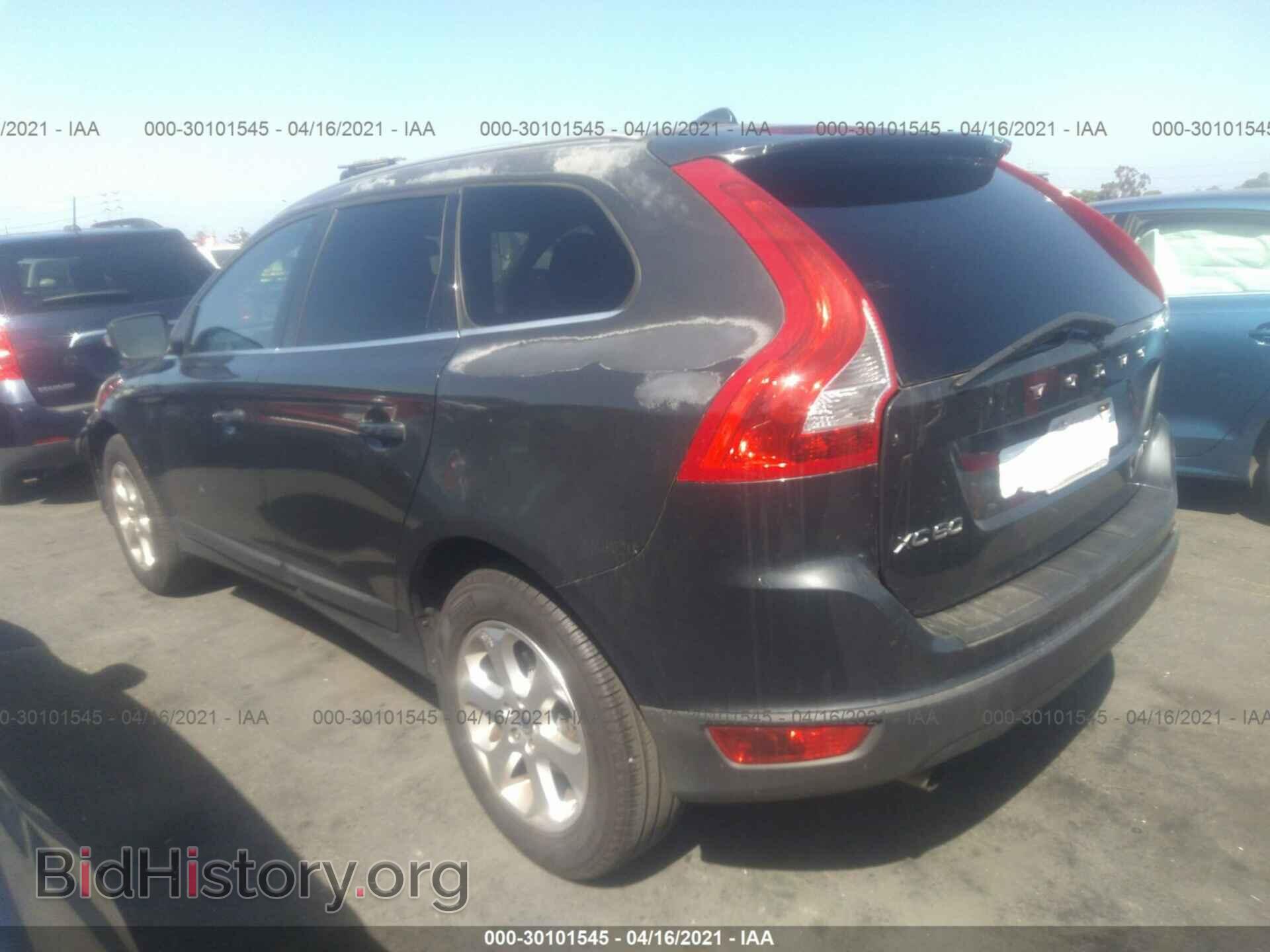 2011 VOLVO XC60 - VIN: YV4940DL4B2192334 - Фото 3