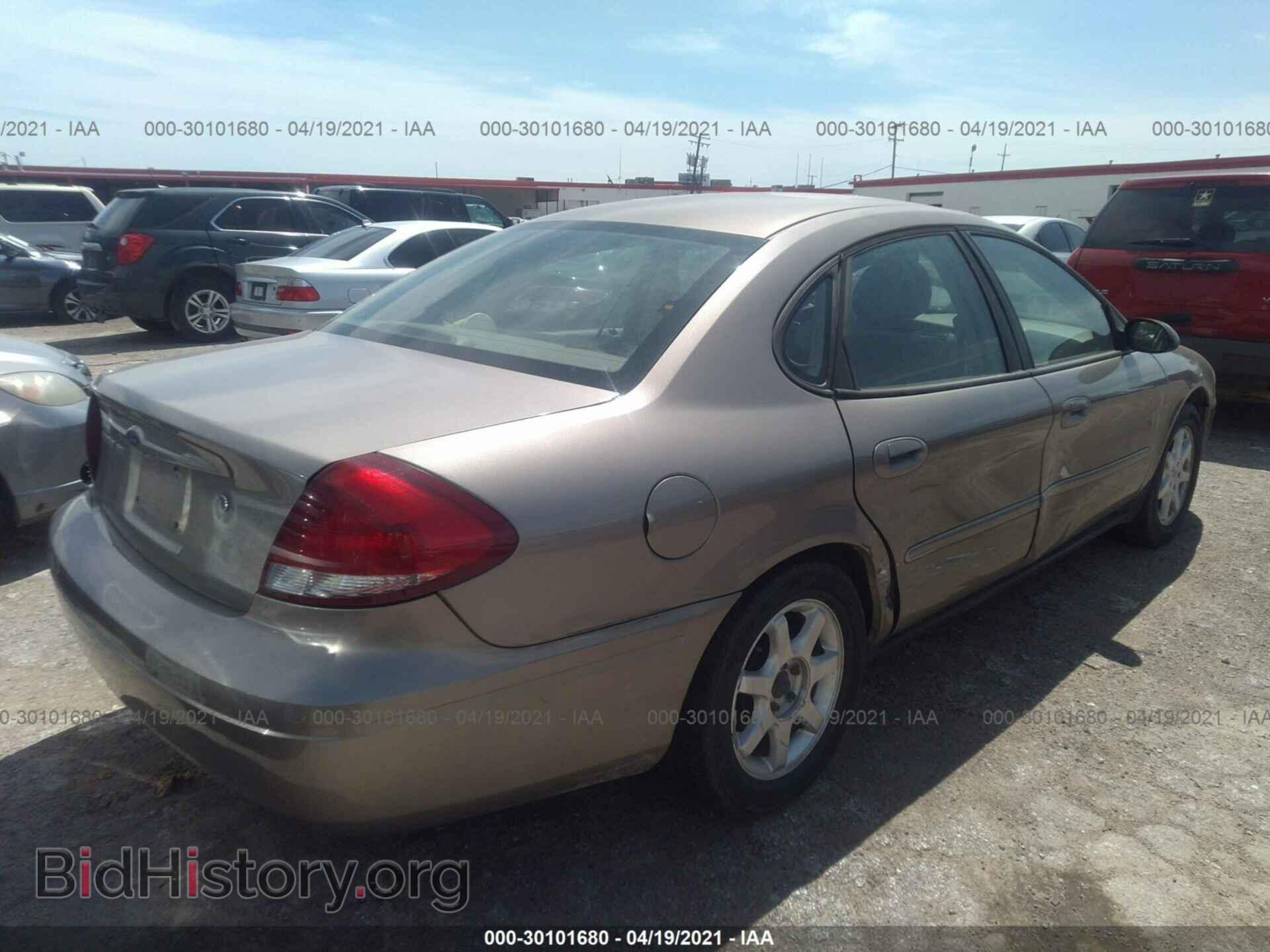 2007 FORD TAURUS - VIN: 1FAFP56U17A188728 - Фото 4
