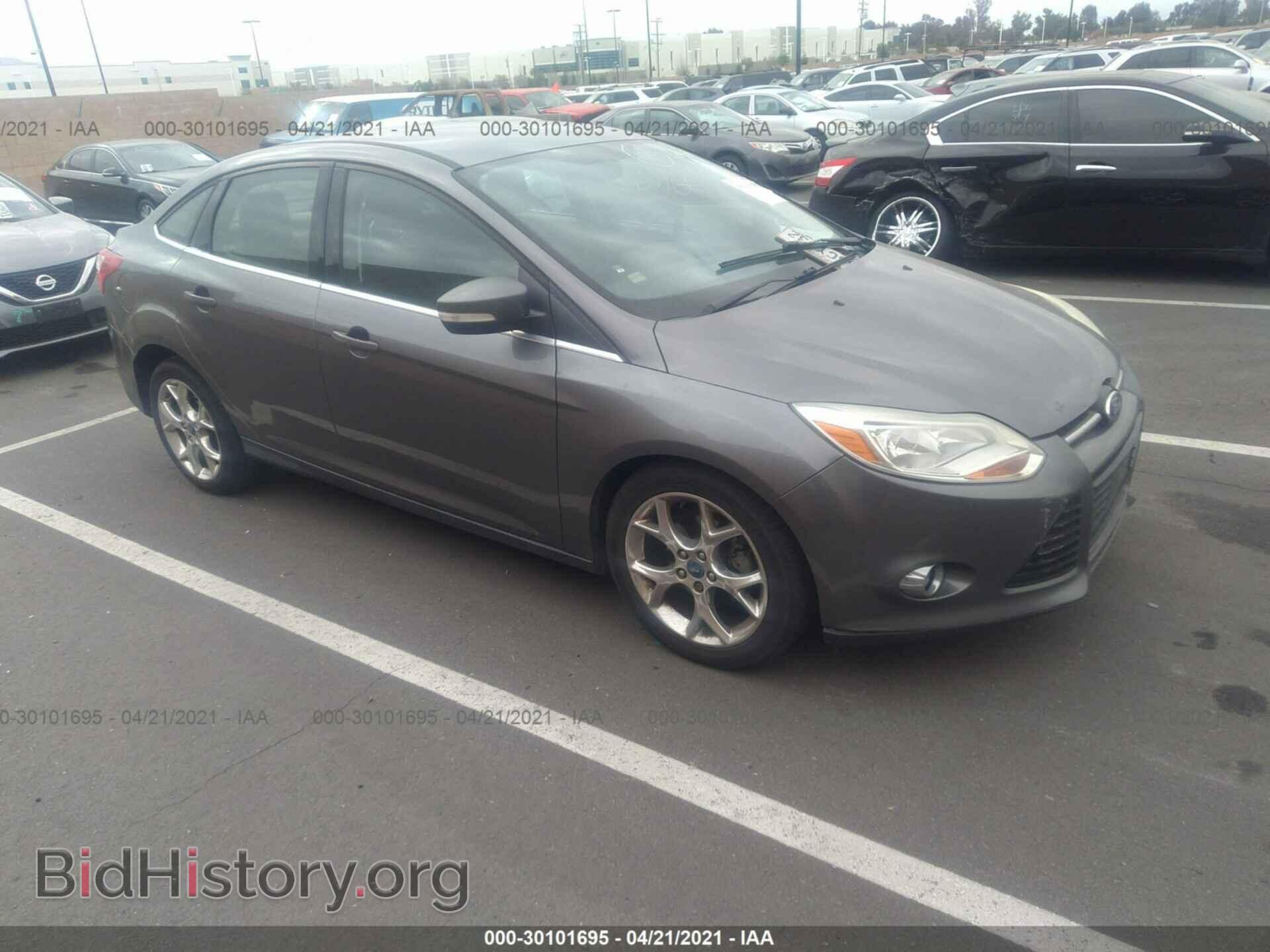 Photo 1FAHP3H28CL130736 - FORD FOCUS 2012