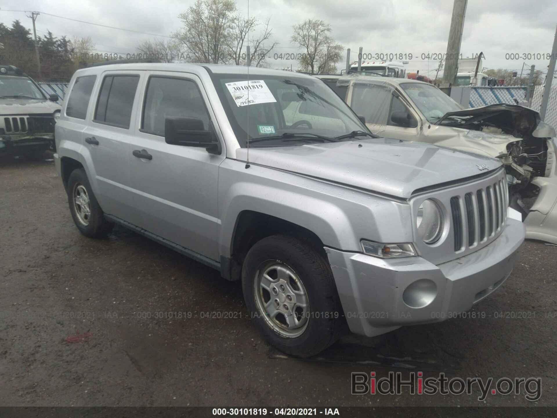 Photo 1J8FF28WX8D512309 - JEEP PATRIOT 2008