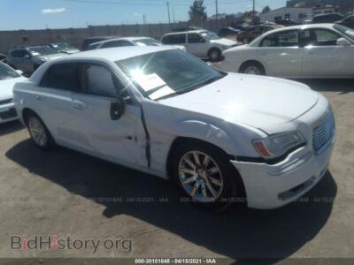 2012 Chrysler 300 Limited, белый — VIN 2C3CCACG1CH138248, IAAI