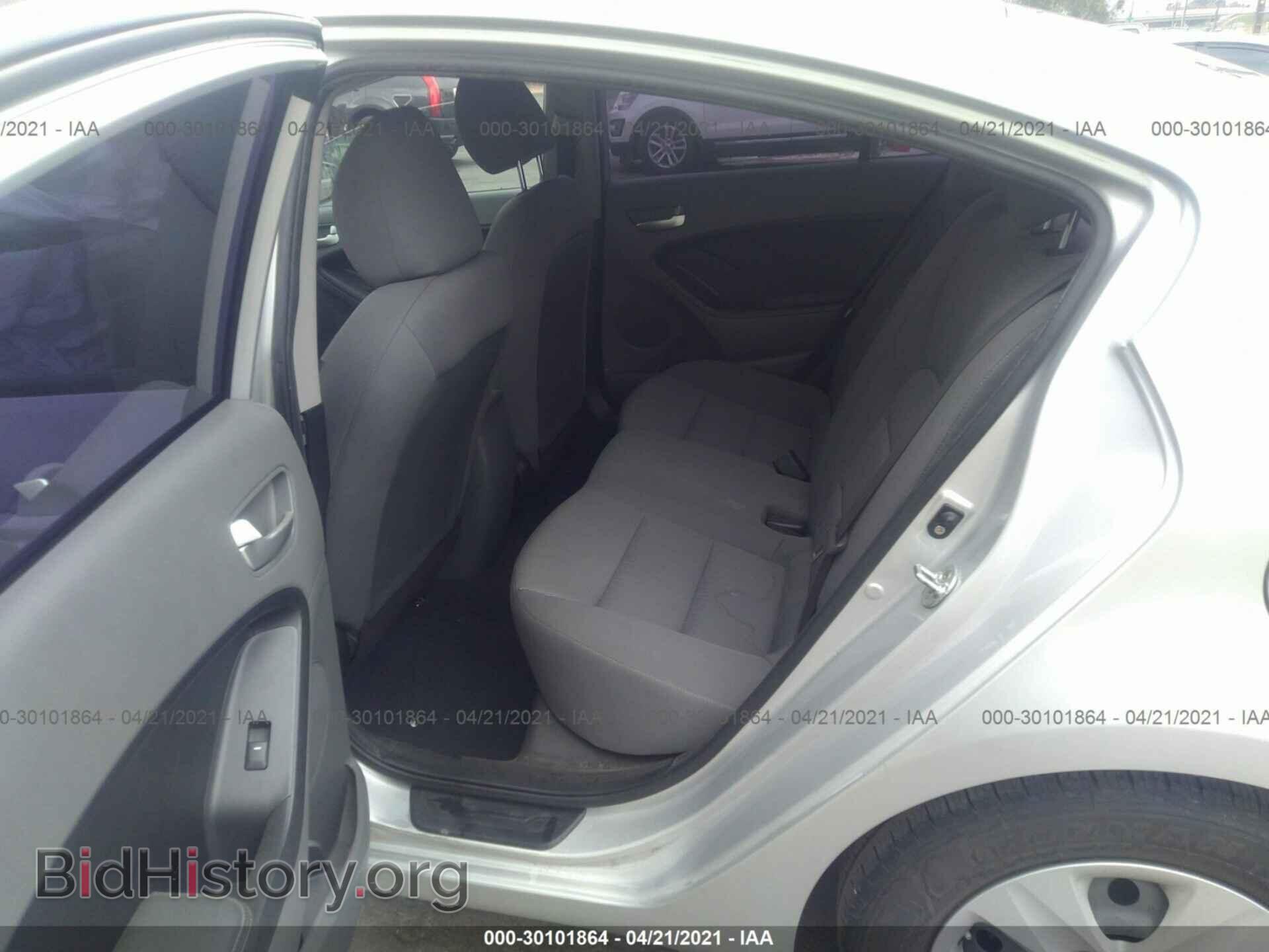 2017 KIA FORTE - VIN: 3KPFK4A77HE084196 - Фото 8