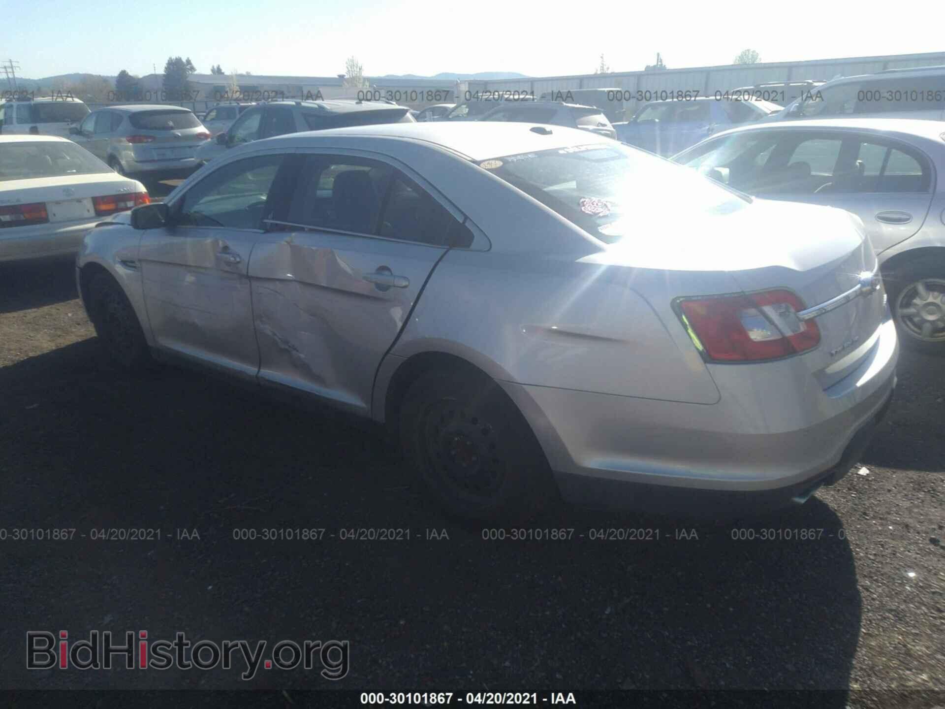2011 FORD TAURUS - VIN: 1FAHP2FW7BG105947 - Фото 3