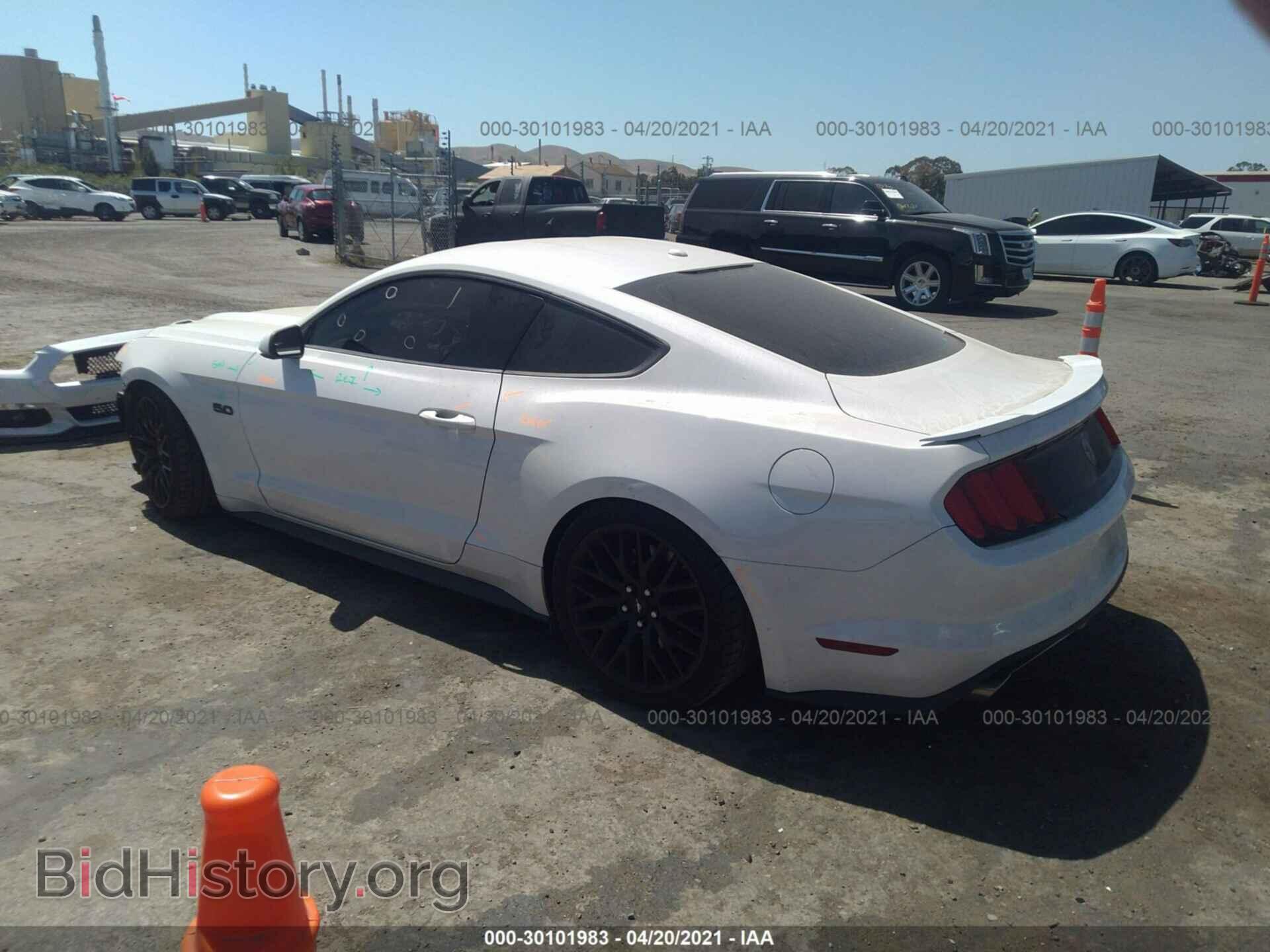 2017 FORD MUSTANG - VIN: 1FA6P8CF4H5266842 - Фото 3