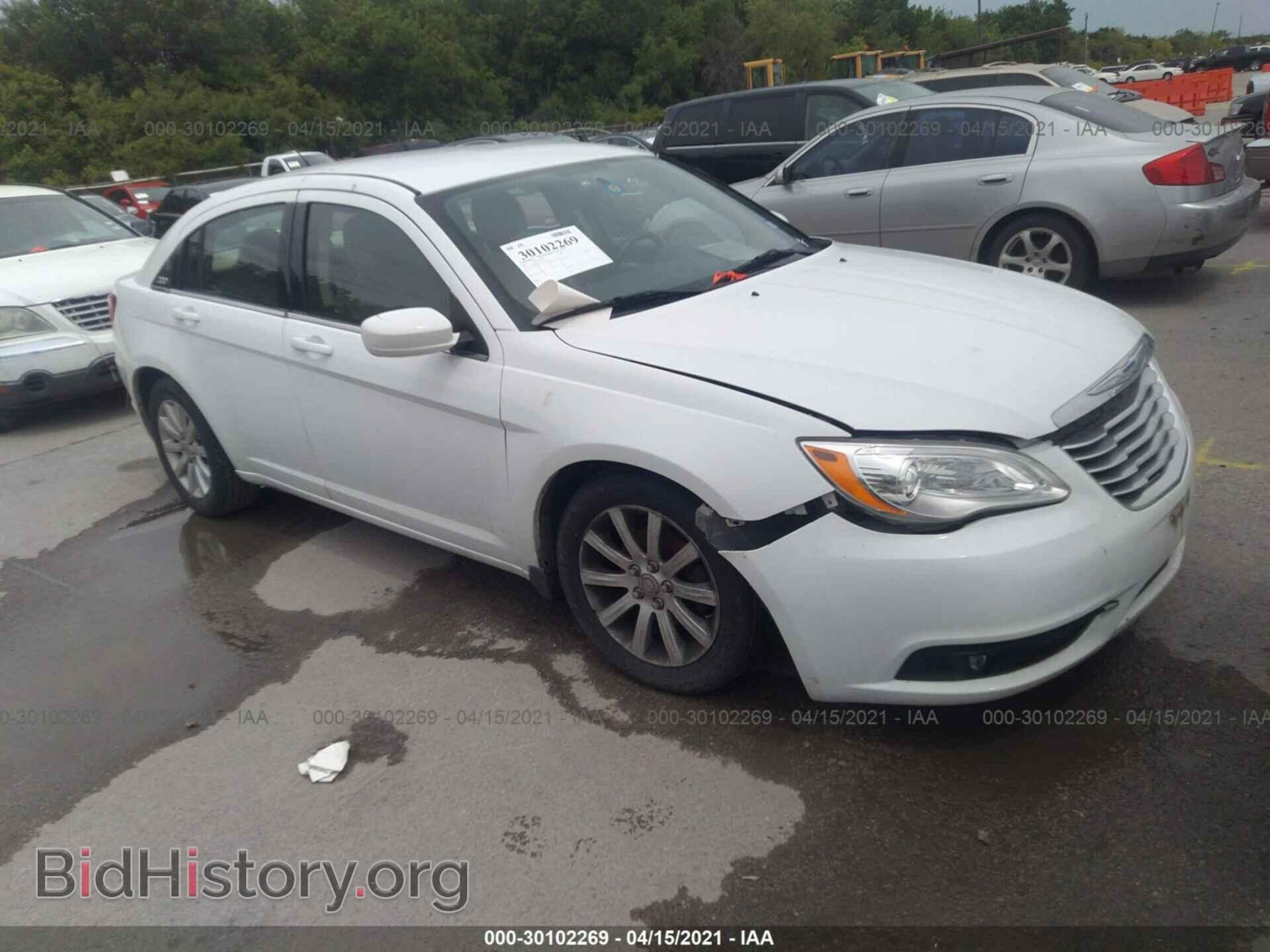 Фотография 1C3CCBCG8DN554523 - CHRYSLER 200 2013