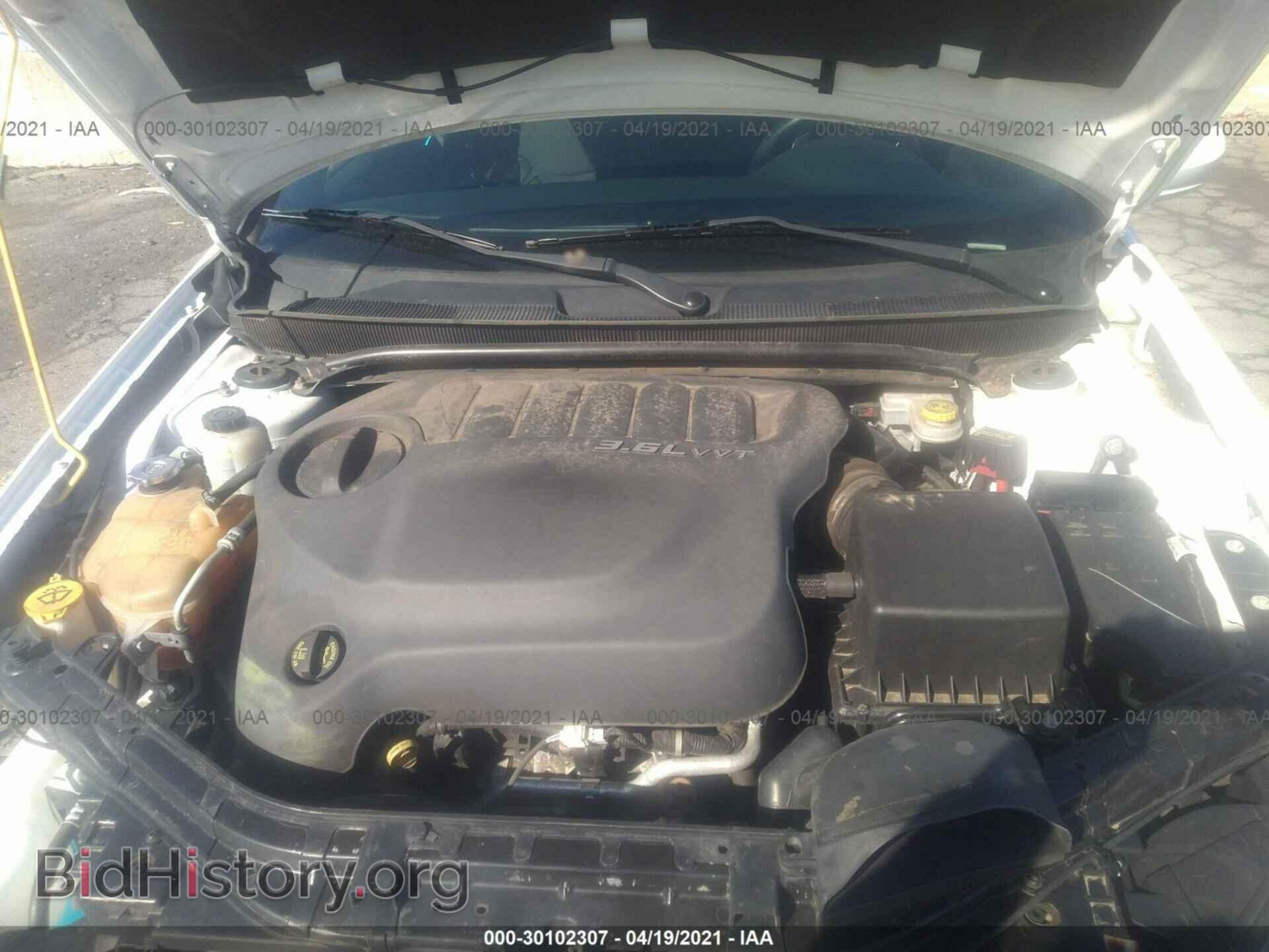 2013 CHRYSLER 200 - VIN: 1C3CCBBG8DN532247 - Фото 10