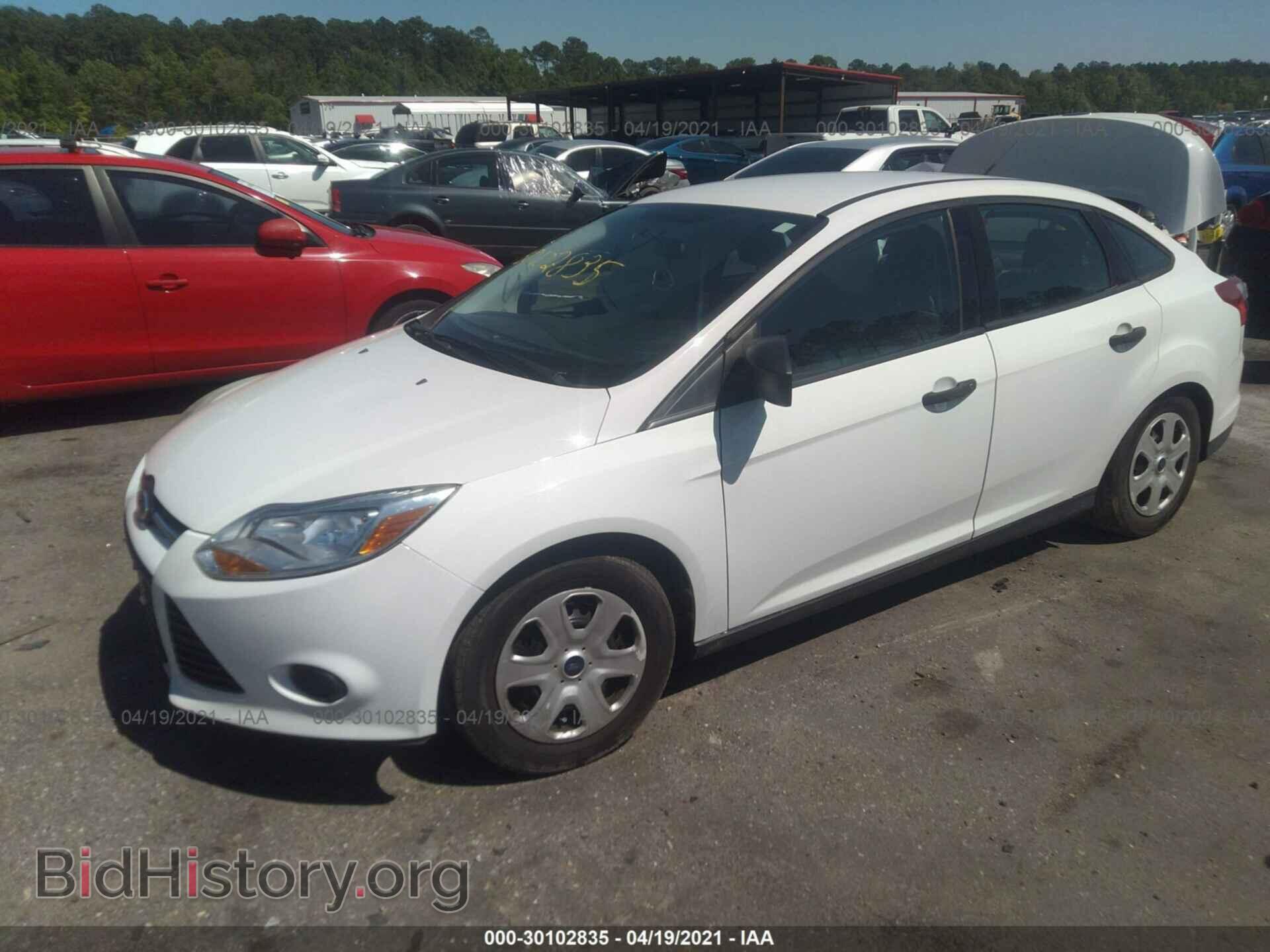 2013 FORD FOCUS - VIN: 1FADP3E24DL382942 - Photo 2