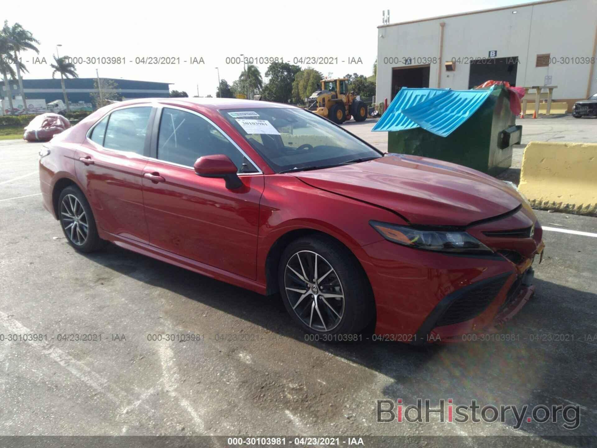 Photo 4T1G11AK3MU411193 - TOYOTA CAMRY 2021