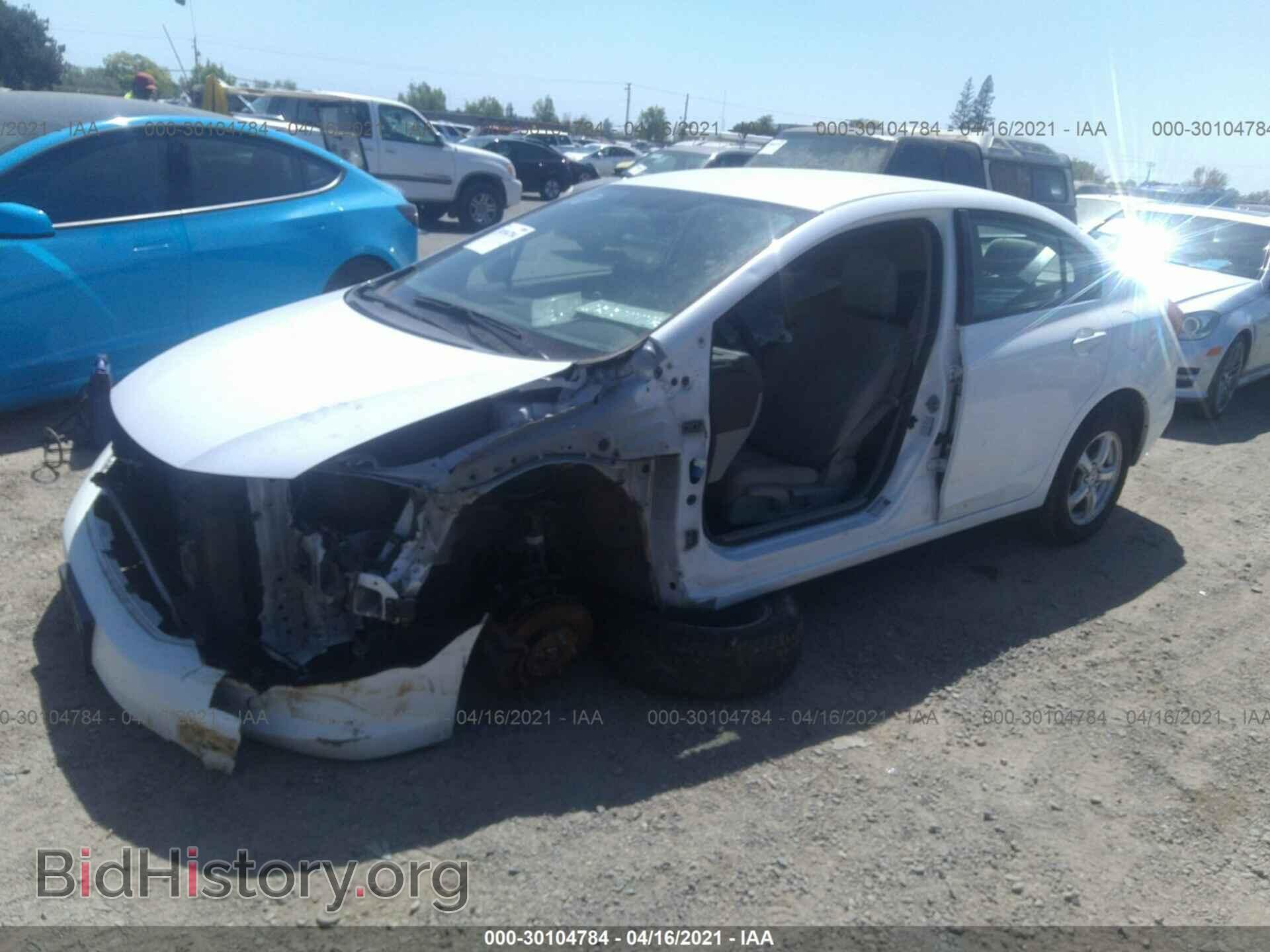 2012 HONDA CIVIC SDN - VIN: 19XFB5F57CE001064 - Фото 2