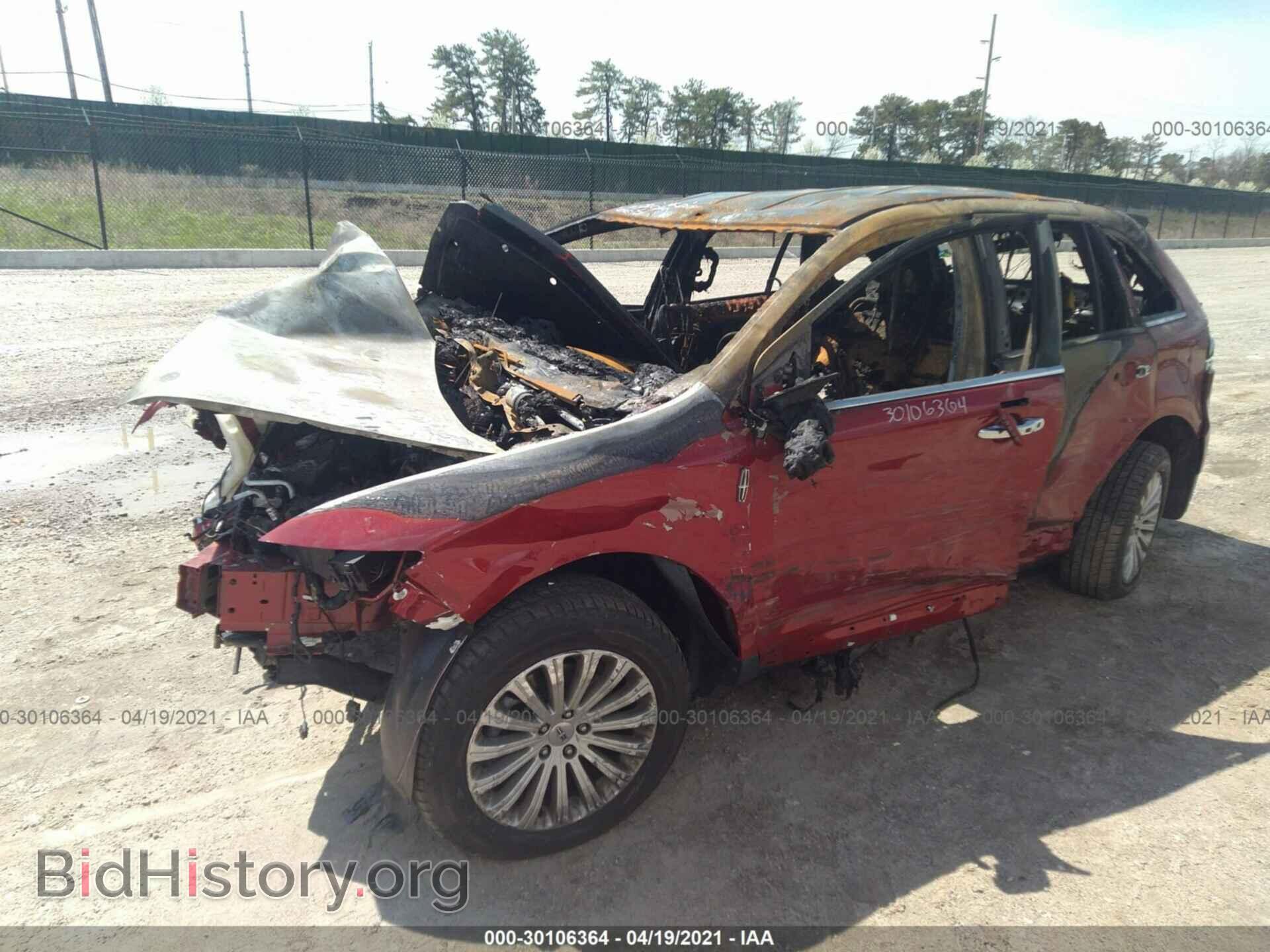 2011 LINCOLN MKX - VIN: 2LMDJ8JK4BBJ04764 - Фото 2