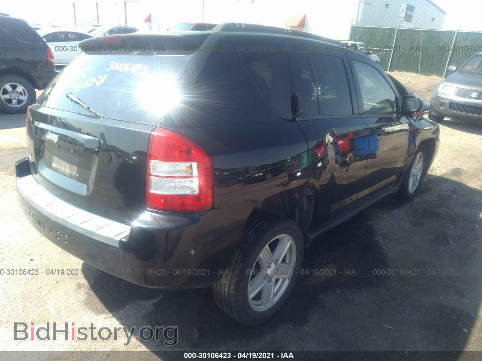 2007 JEEP COMPASS - VIN: 1J8FT47037D265800 - Фото 4