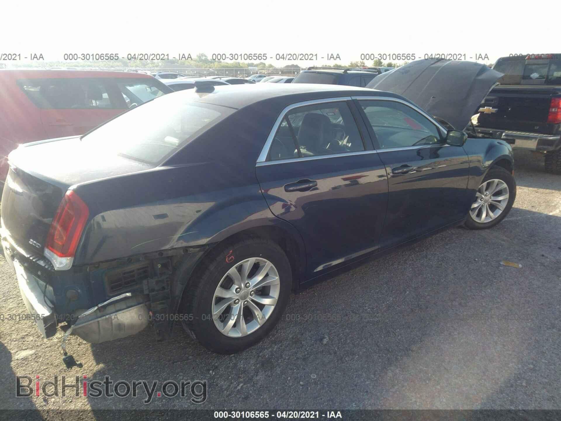 2015 CHRYSLER 300 - VIN: 2C3CCAAG5FH881647 - Фото 4