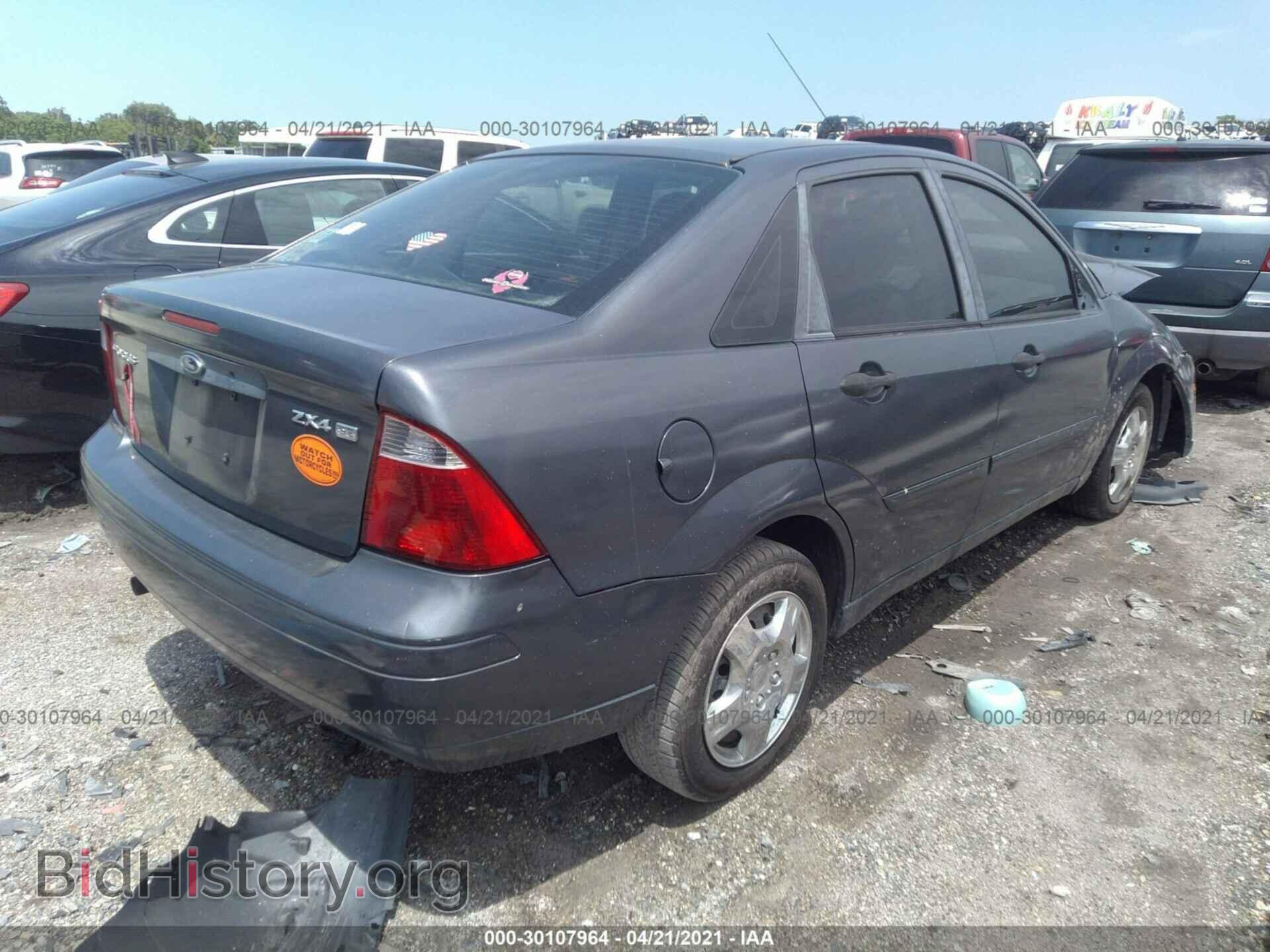 2006 FORD FOCUS - VIN: 1FAFP34N16W151289 - Фото 4