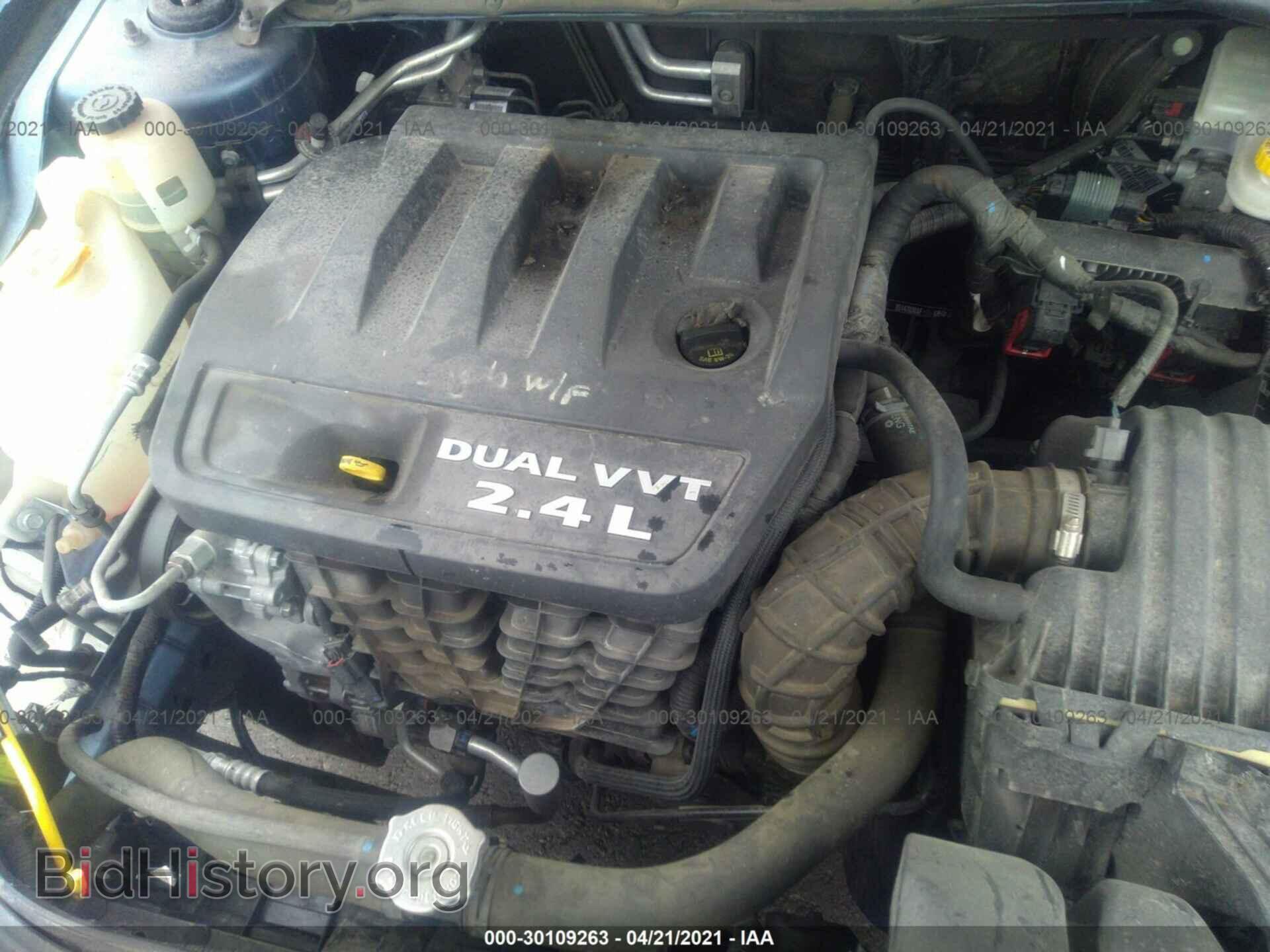 2011 CHRYSLER 200 - VIN: 1C3BC1FB9BN618412 - Фото 10