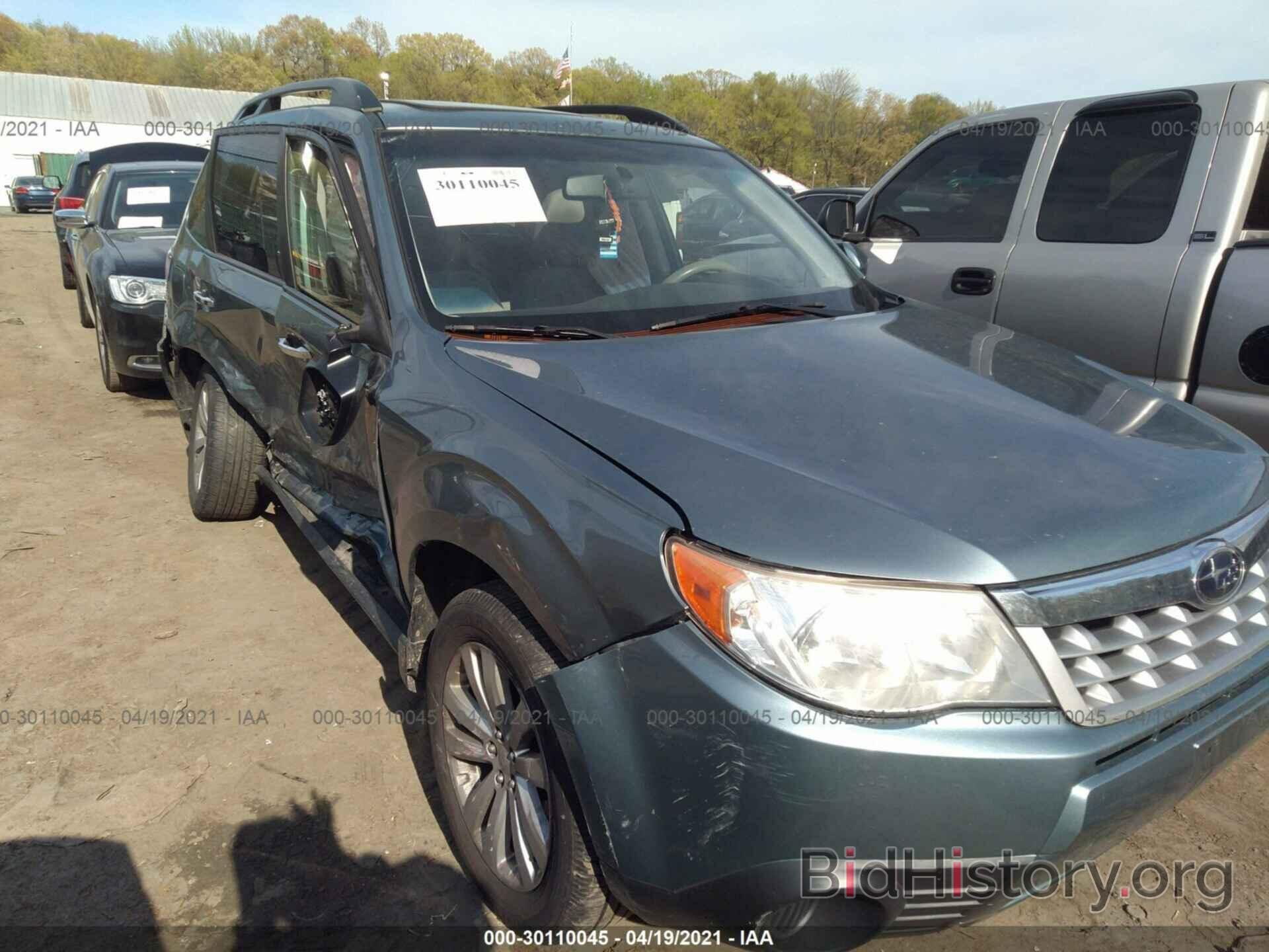 Photo JF2SHADC9DH413104 - SUBARU FORESTER 2013