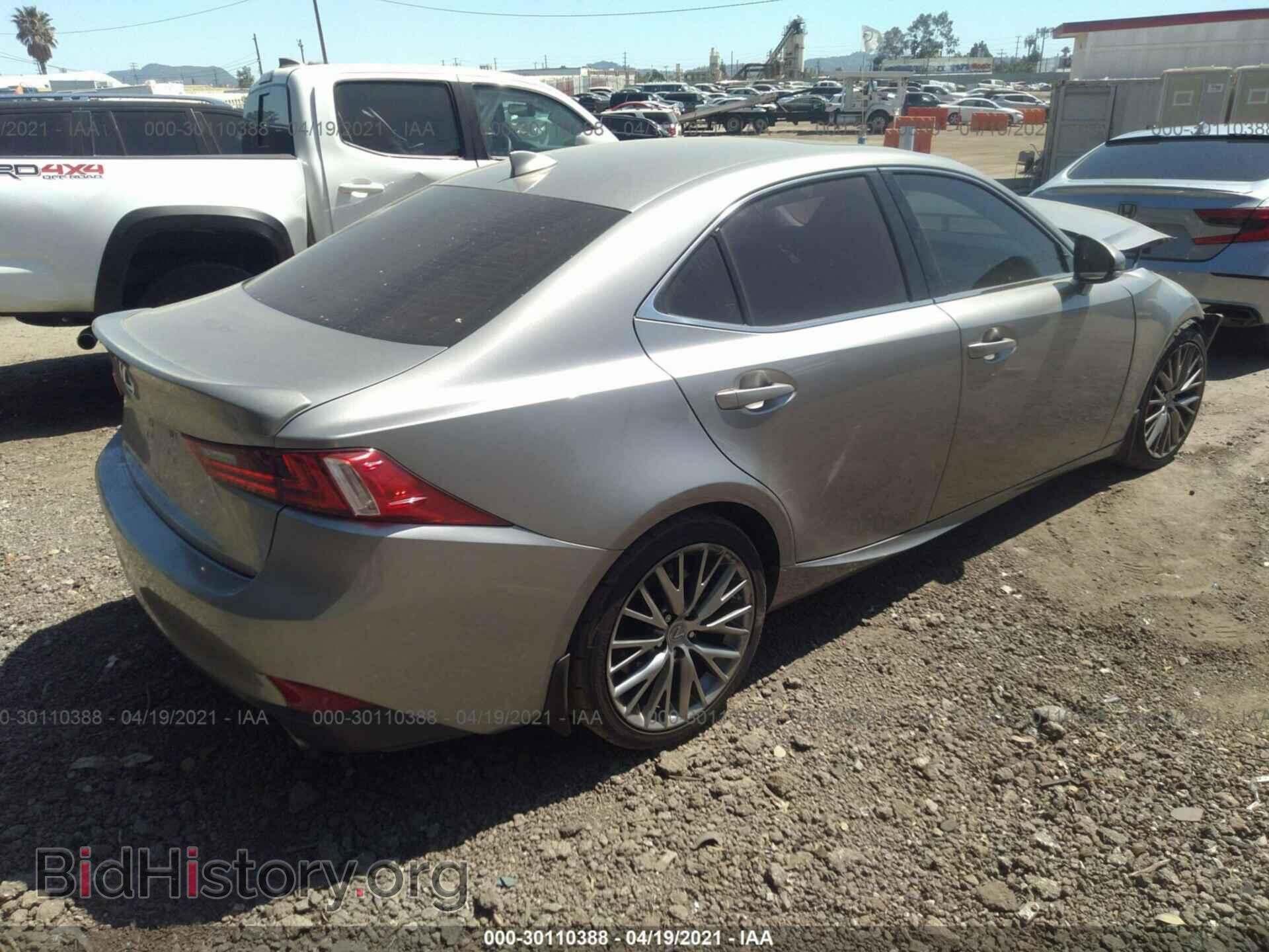 2016 LEXUS IS 200T - VIN: JTHBA1D25G5008968 - Фото 4