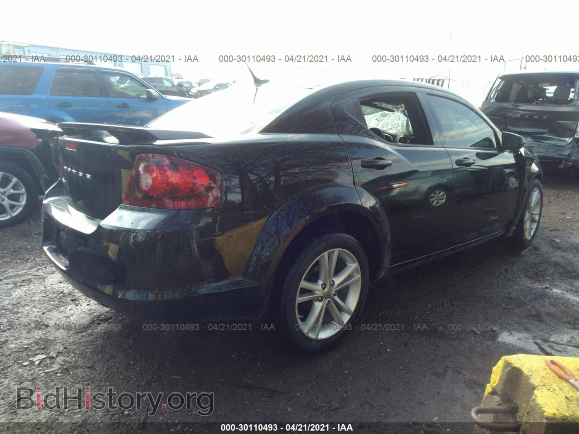 2011 DODGE AVENGER - VIN: 1B3BD1FG2BN593536 - Photo 4