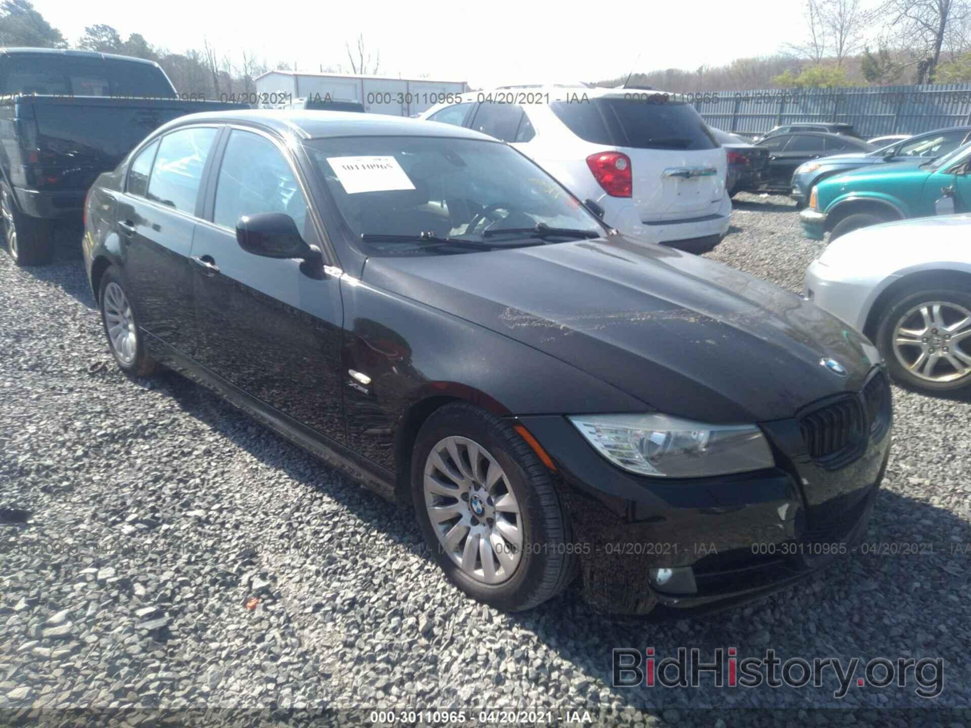 Photo WBAPK53589A509934 - BMW 3 SERIES 2009