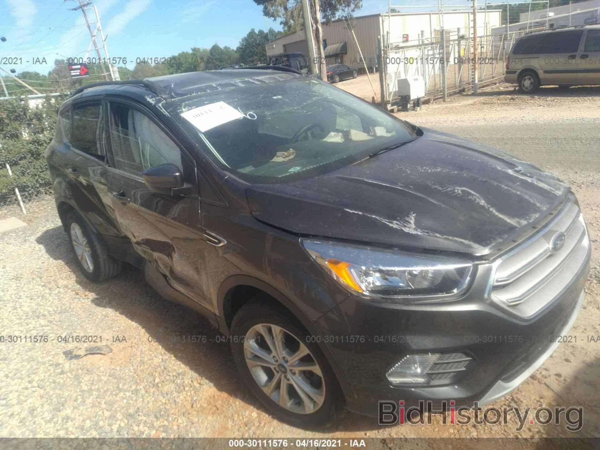 Photo 1FMCU9GD4JUD49666 - FORD ESCAPE 2018