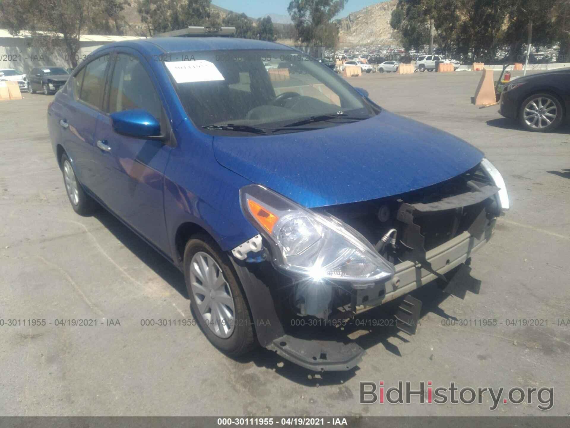 Photo 3N1CN7AP9HL847975 - NISSAN VERSA SEDAN 2017