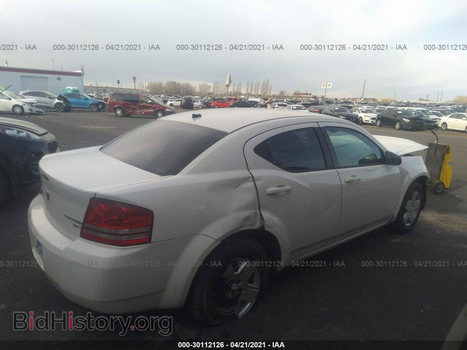 2010 DODGE AVENGER - VIN: 1B3CC4FB0AN142259 - Photo 4