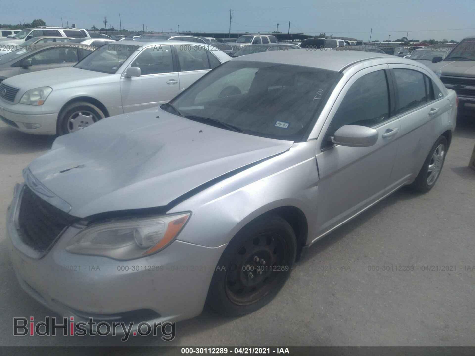 2012 CHRYSLER 200 - VIN: 1C3CCBAB6CN162730 - Фото 2