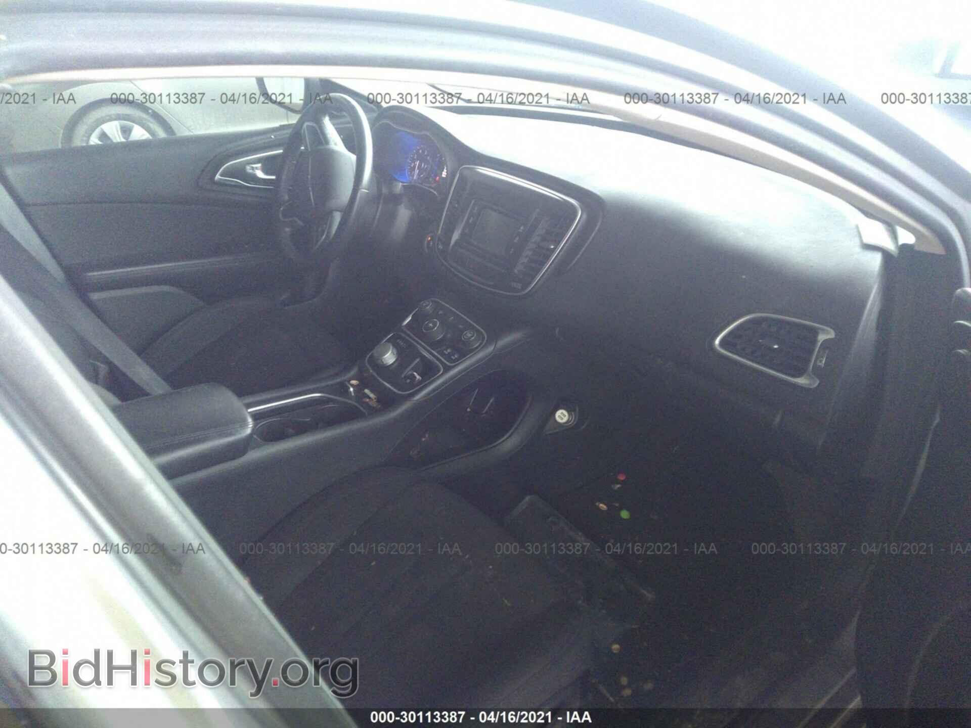 2015 CHRYSLER 200 - VIN: 1C3CCCABXFN608081 - Фото 5