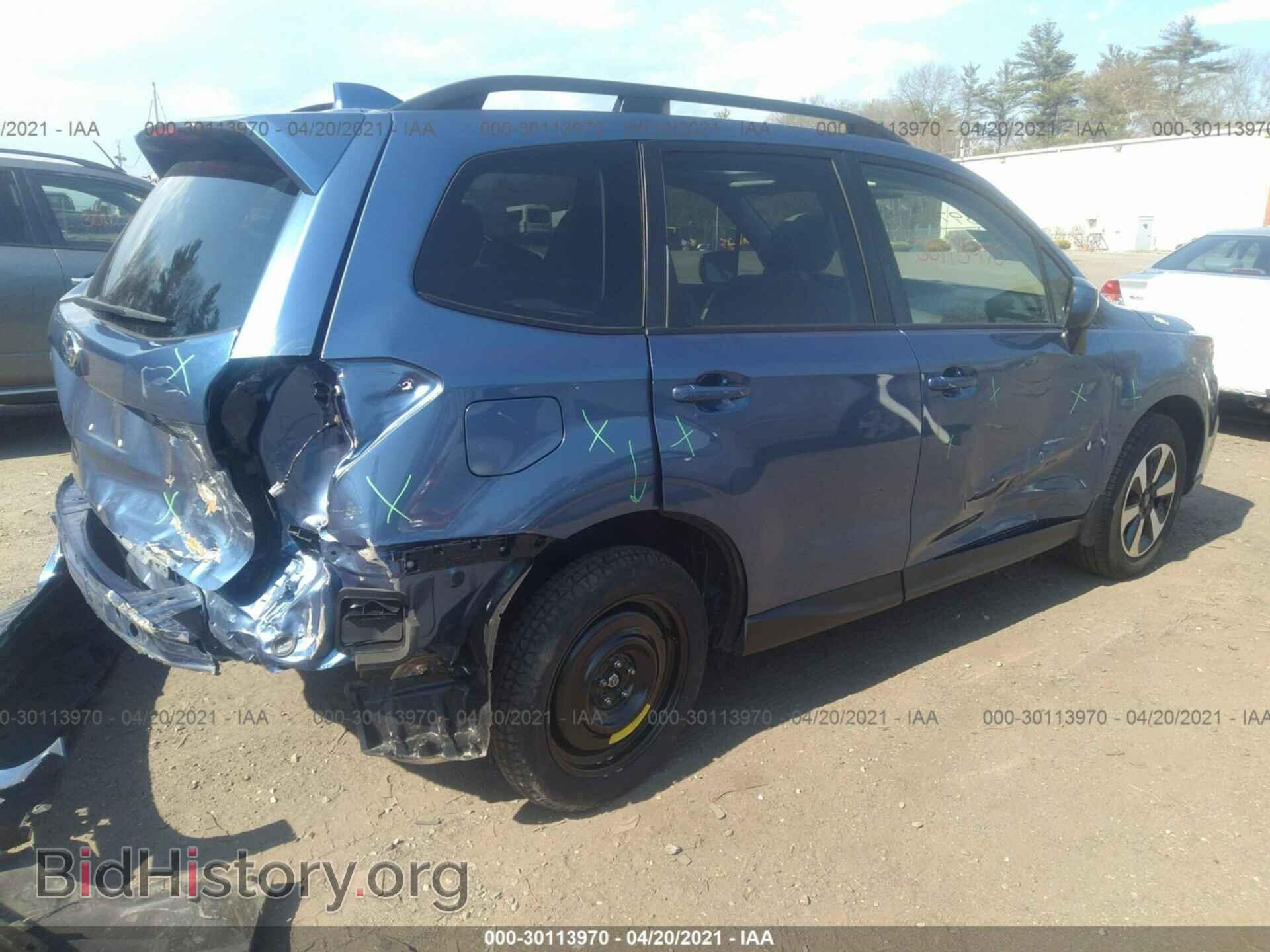 2017 SUBARU FORESTER - VIN: JF2SJAEC4HH435813 - Фото 4