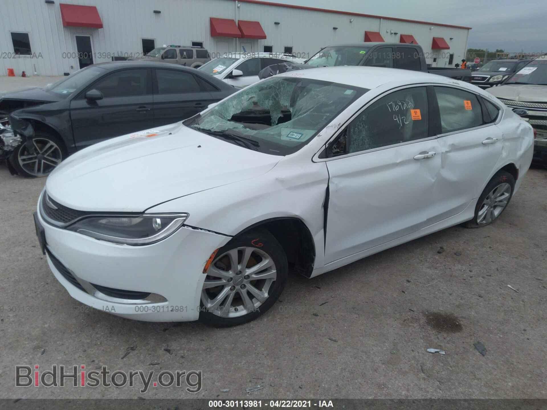2016 CHRYSLER 200 - VIN: 1C3CCCAB5GN148975 - Фото 2