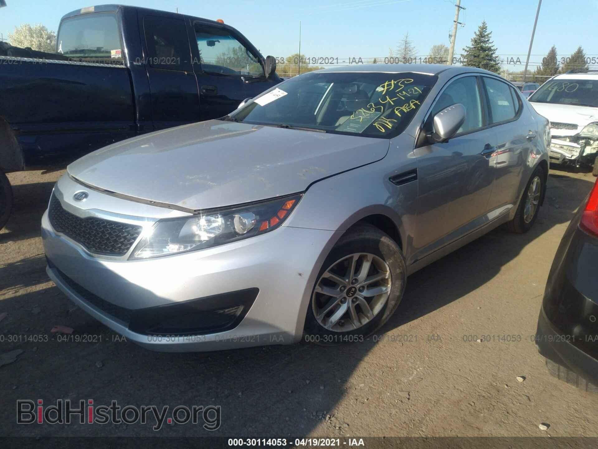 2011 KIA OPTIMA - VIN: KNAGM4A79B5165263 - Photo 2