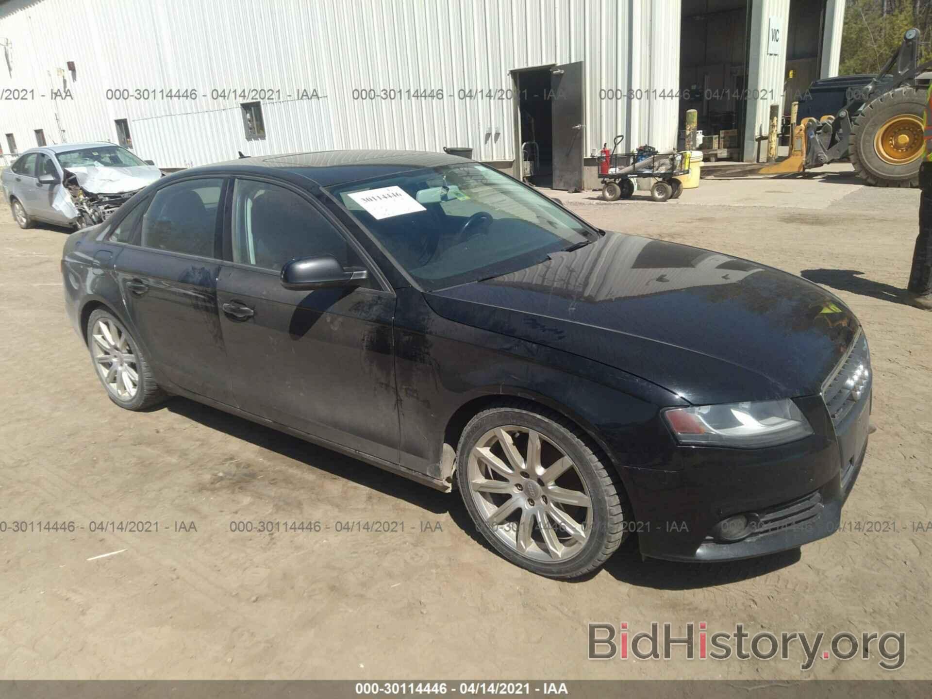 Photo WAUDFAFL6BA085735 - AUDI A4 2011