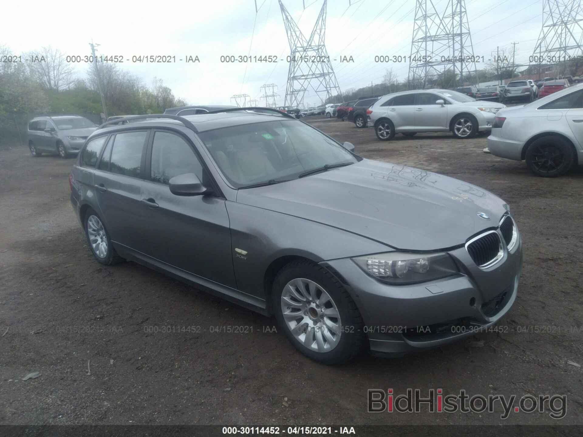 Фотография WBAUU33559A540396 - BMW 3 SERIES 2009