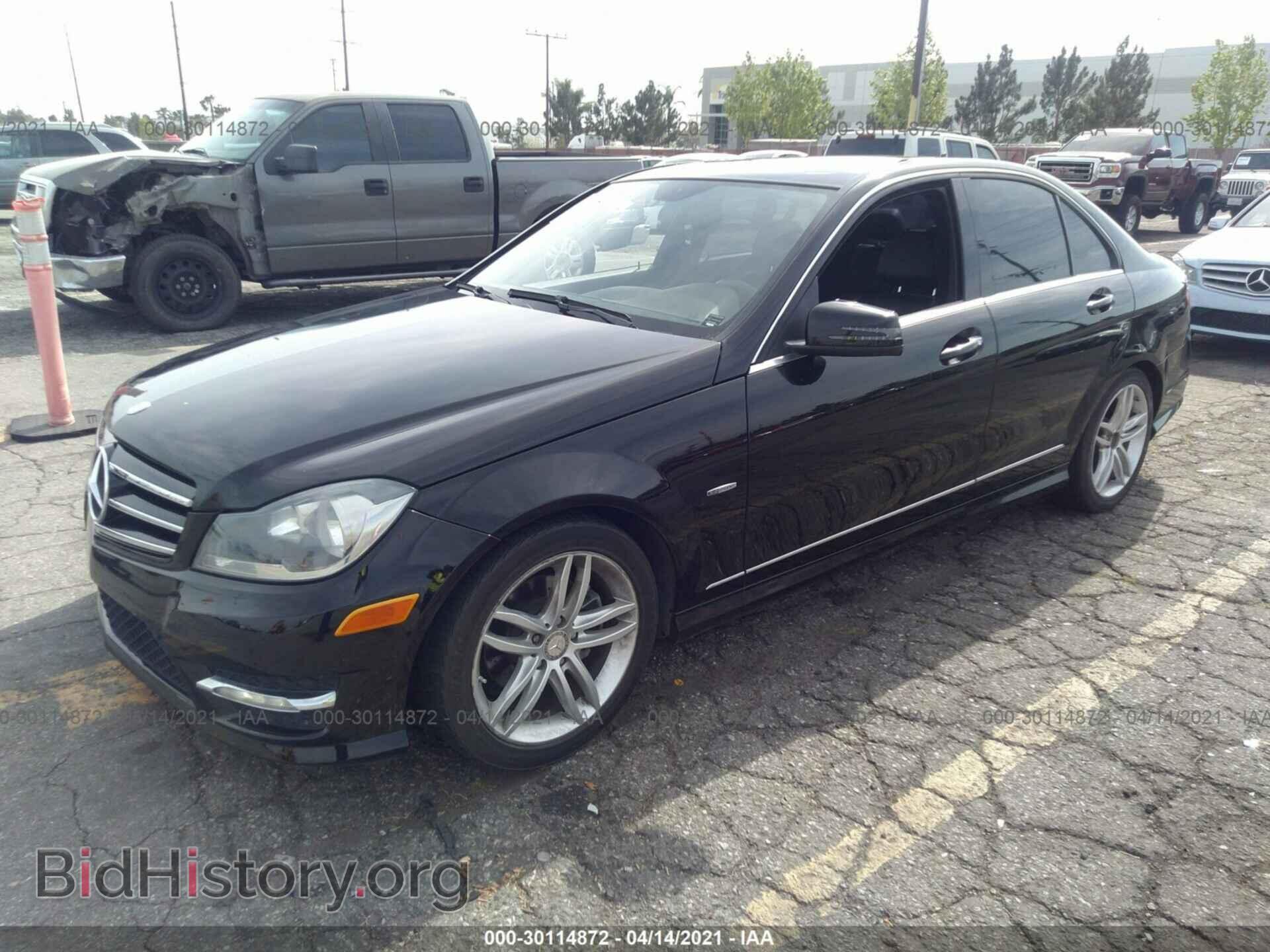 2012 MERCEDES-BENZ C-CLASS - VIN: WDDGF4HB6CR237138 - Фото 2